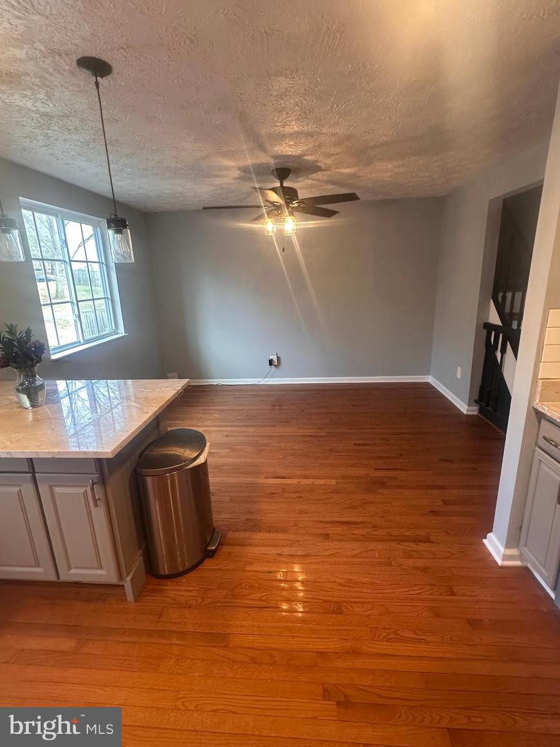 5936 SPRUCE RUN CT, CENTREVILLE, Virginia 20121, 4 Bedrooms Bedrooms, ,3 BathroomsBathrooms,Residential,For sale,5936 SPRUCE RUN CT,VAFX2286990 MLS # VAFX2286990