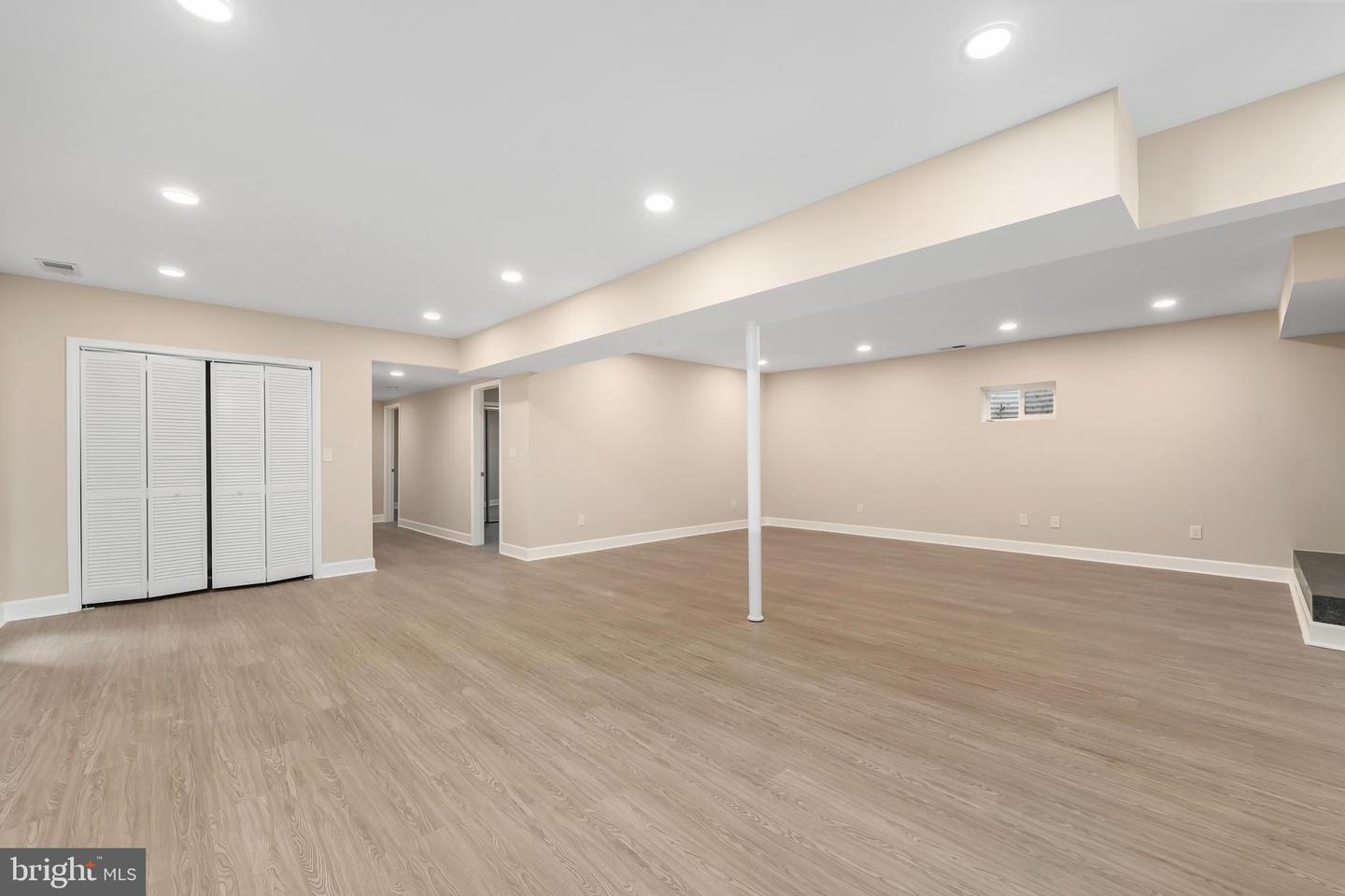 1001 WOODS PL, ALEXANDRIA, Virginia 22302, 5 Bedrooms Bedrooms, ,3 BathroomsBathrooms,Residential,For sale,1001 WOODS PL,VAAX2053460 MLS # VAAX2053460