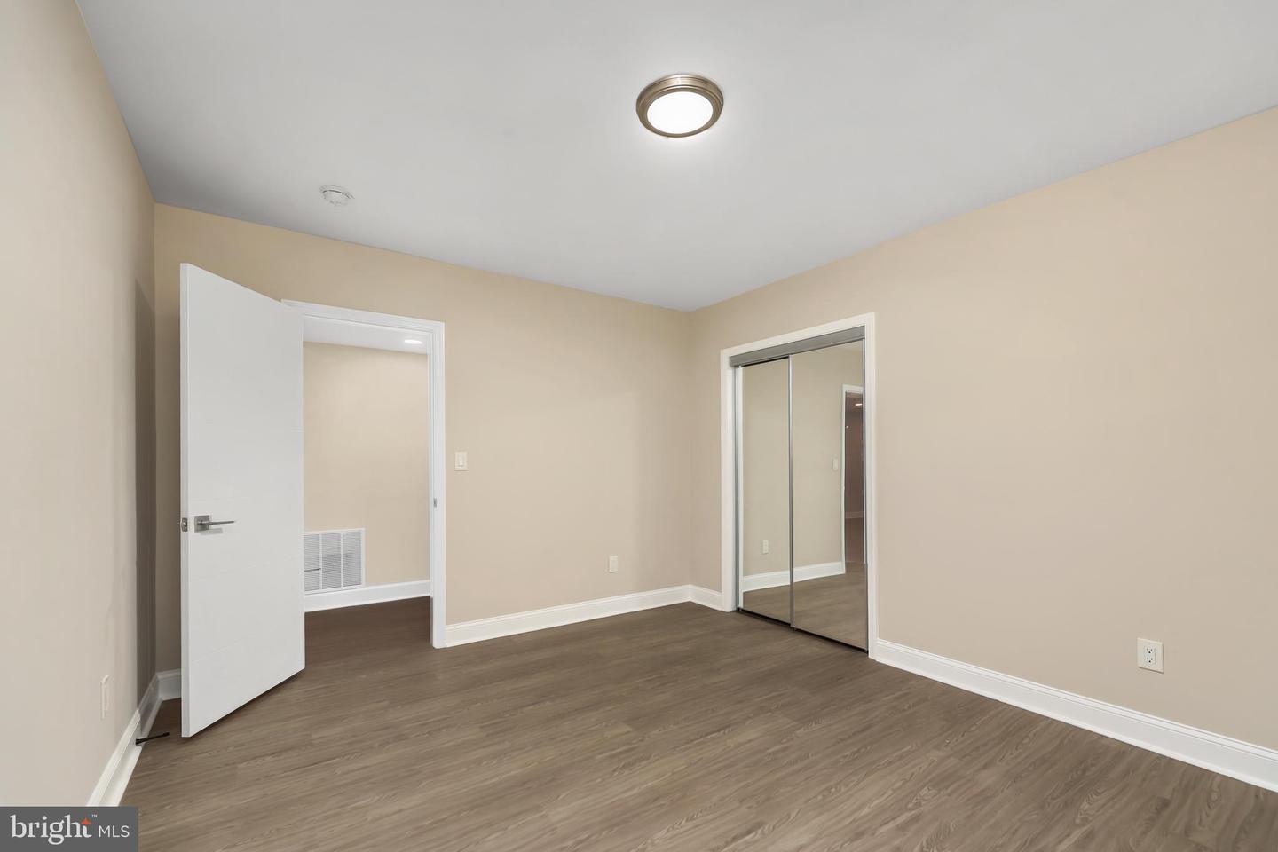 1001 WOODS PL, ALEXANDRIA, Virginia 22302, 5 Bedrooms Bedrooms, ,3 BathroomsBathrooms,Residential,For sale,1001 WOODS PL,VAAX2053460 MLS # VAAX2053460