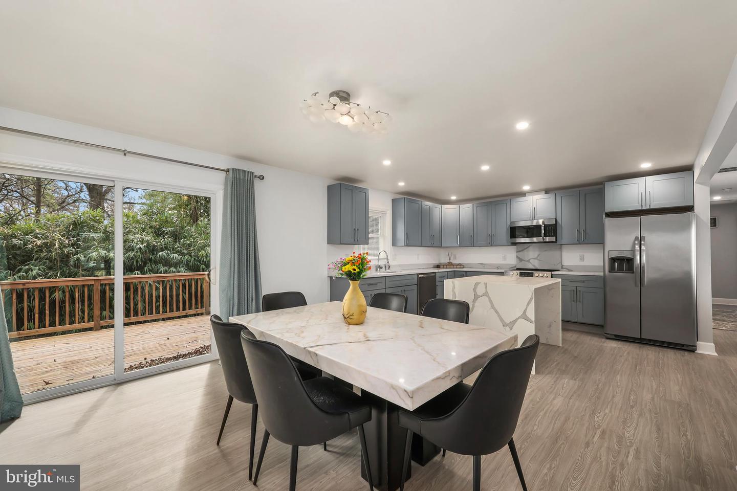 1001 WOODS PL, ALEXANDRIA, Virginia 22302, 5 Bedrooms Bedrooms, ,3 BathroomsBathrooms,Residential,For sale,1001 WOODS PL,VAAX2053460 MLS # VAAX2053460