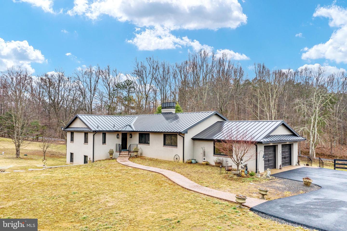 7464 WILSON RD, WARRENTON, Virginia 20186, 4 Bedrooms Bedrooms, 14 Rooms Rooms,3 BathroomsBathrooms,Residential,For sale,7464 WILSON RD,VAFQ2020332 MLS # VAFQ2020332