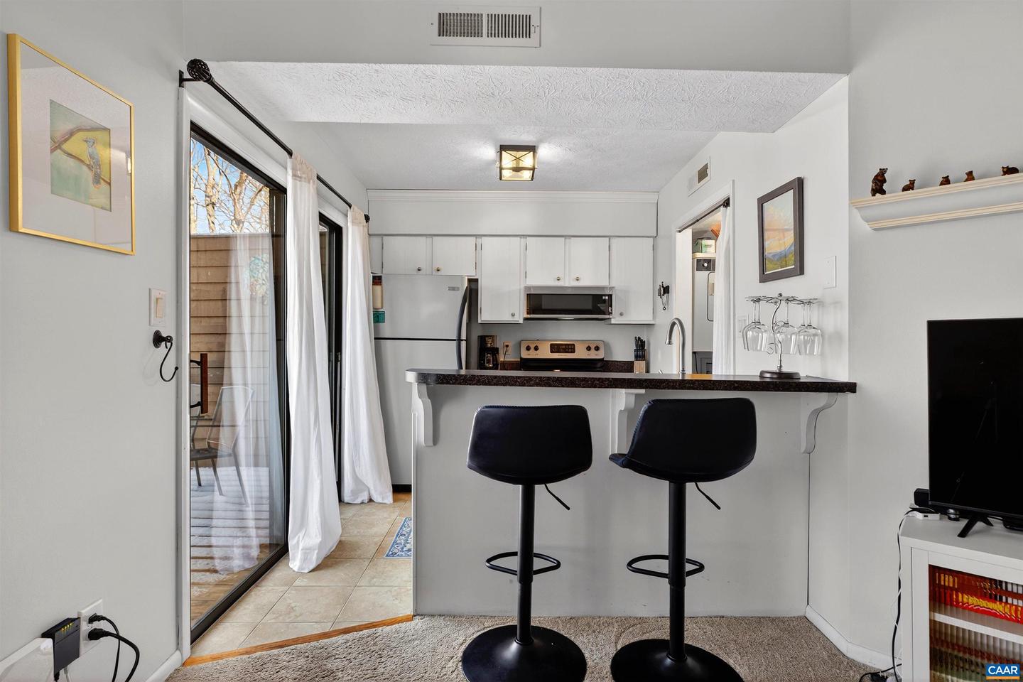 775 LAURELWOOD CONDOS #775, WINTERGREEN RESORT, Virginia 22967, 2 Bedrooms Bedrooms, ,2 BathroomsBathrooms,Residential,For sale,775 LAURELWOOD CONDOS #775,672878 MLS # 672878