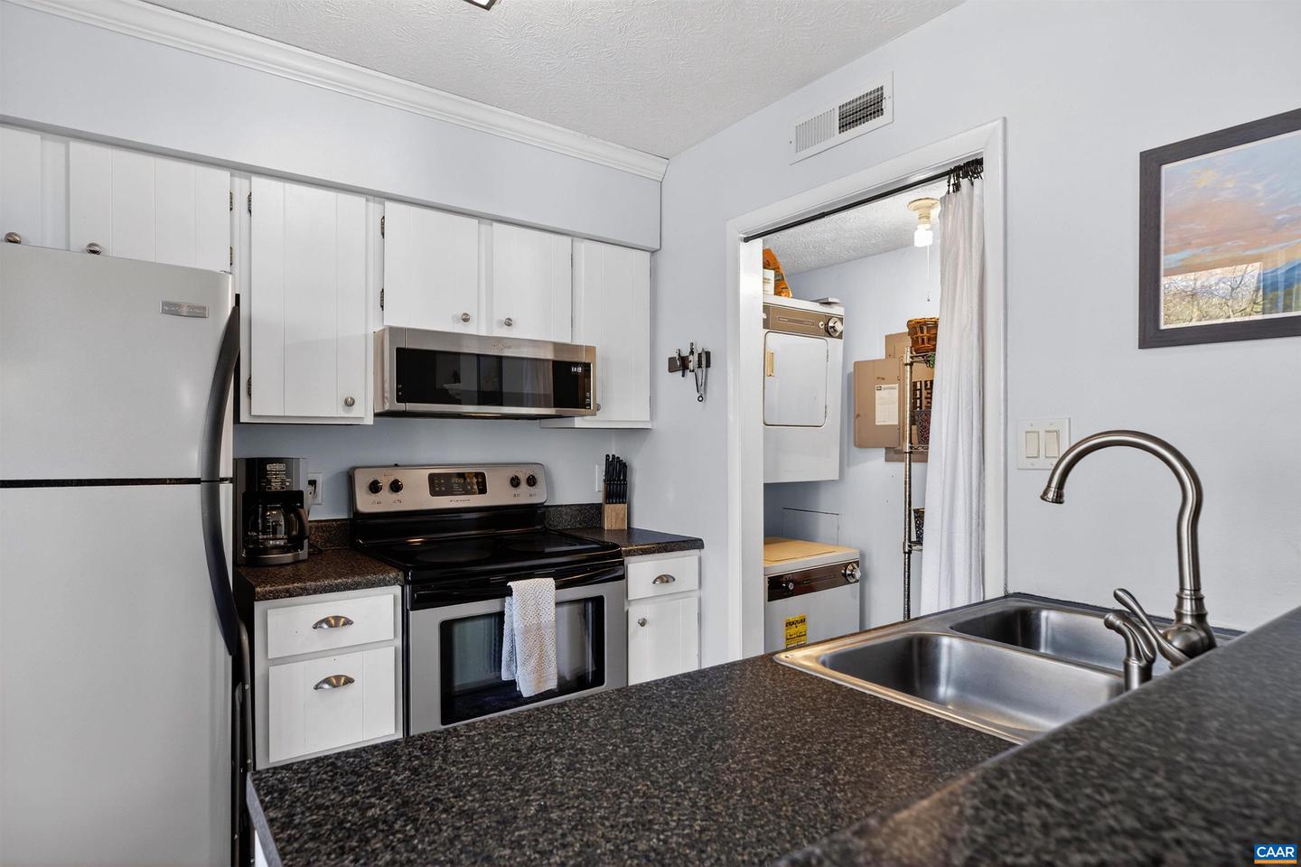 775 LAURELWOOD CONDOS #775, WINTERGREEN RESORT, Virginia 22967, 2 Bedrooms Bedrooms, ,2 BathroomsBathrooms,Residential,For sale,775 LAURELWOOD CONDOS #775,672878 MLS # 672878