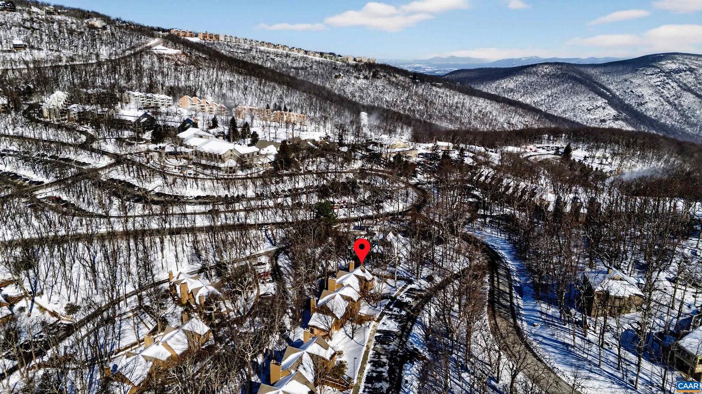 775 LAURELWOOD CONDOS #775, WINTERGREEN RESORT, Virginia 22967, 2 Bedrooms Bedrooms, ,2 BathroomsBathrooms,Residential,For sale,775 LAURELWOOD CONDOS #775,672878 MLS # 672878