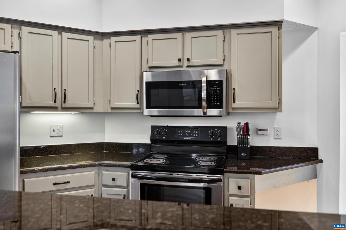 22 TRILLIUM CLOSE, ROSELAND, Virginia 22967, 4 Bedrooms Bedrooms, ,3 BathroomsBathrooms,Residential,For sale,22 TRILLIUM CLOSE,672879 MLS # 672879 22 TRILLIUM CLOSE, ROSELAND, Virginia 22967, 4 Bedrooms Bedrooms, ,3 BathroomsBathrooms,Residential,For sale,22 TRILLIUM CLOSE,672879 MLS # 672879