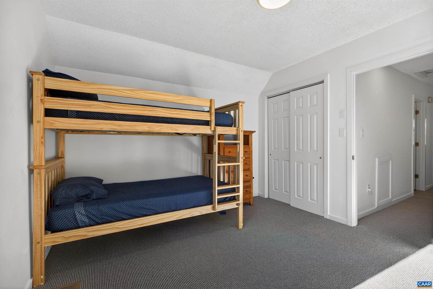 22 TRILLIUM CLOSE, ROSELAND, Virginia 22967, 4 Bedrooms Bedrooms, ,3 BathroomsBathrooms,Residential,For sale,22 TRILLIUM CLOSE,672879 MLS # 672879 22 TRILLIUM CLOSE, ROSELAND, Virginia 22967, 4 Bedrooms Bedrooms, ,3 BathroomsBathrooms,Residential,For sale,22 TRILLIUM CLOSE,672879 MLS # 672879