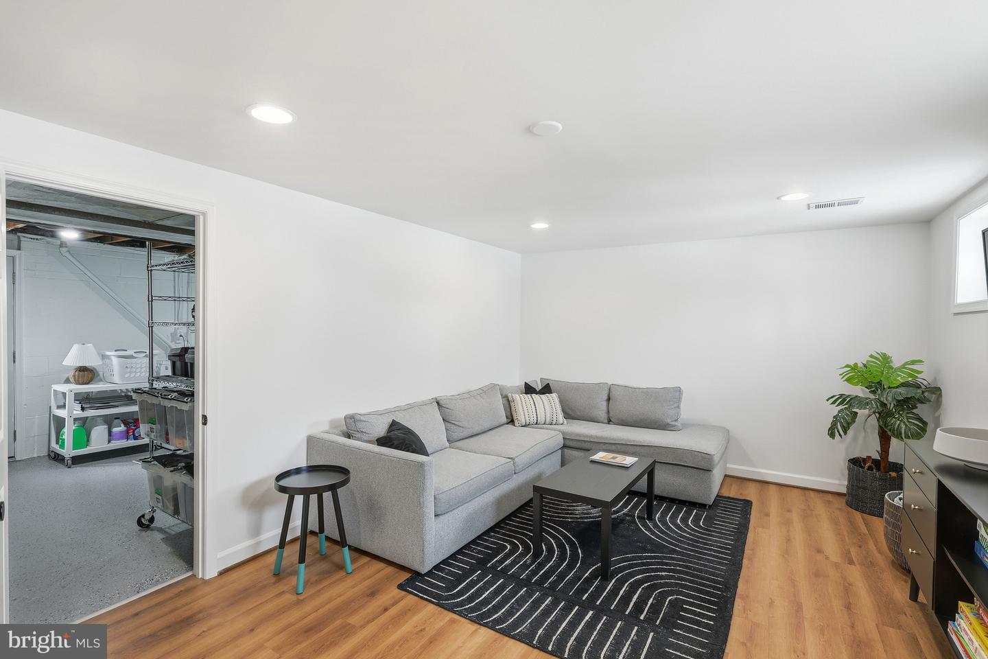 6506 CYGNET DR, ALEXANDRIA, Virginia 22307, 4 Bedrooms Bedrooms, ,2 BathroomsBathrooms,Residential,For sale,6506 CYGNET DR,VAFX2287992 MLS # VAFX2287992 6506 CYGNET DR, ALEXANDRIA, Virginia 22307, 4 Bedrooms Bedrooms, ,2 BathroomsBathrooms,Residential,For sale,6506 CYGNET DR,VAFX2287992 MLS # VAFX2287992