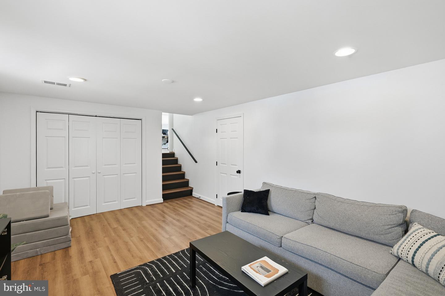 6506 CYGNET DR, ALEXANDRIA, Virginia 22307, 4 Bedrooms Bedrooms, ,2 BathroomsBathrooms,Residential,For sale,6506 CYGNET DR,VAFX2287992 MLS # VAFX2287992 6506 CYGNET DR, ALEXANDRIA, Virginia 22307, 4 Bedrooms Bedrooms, ,2 BathroomsBathrooms,Residential,For sale,6506 CYGNET DR,VAFX2287992 MLS # VAFX2287992