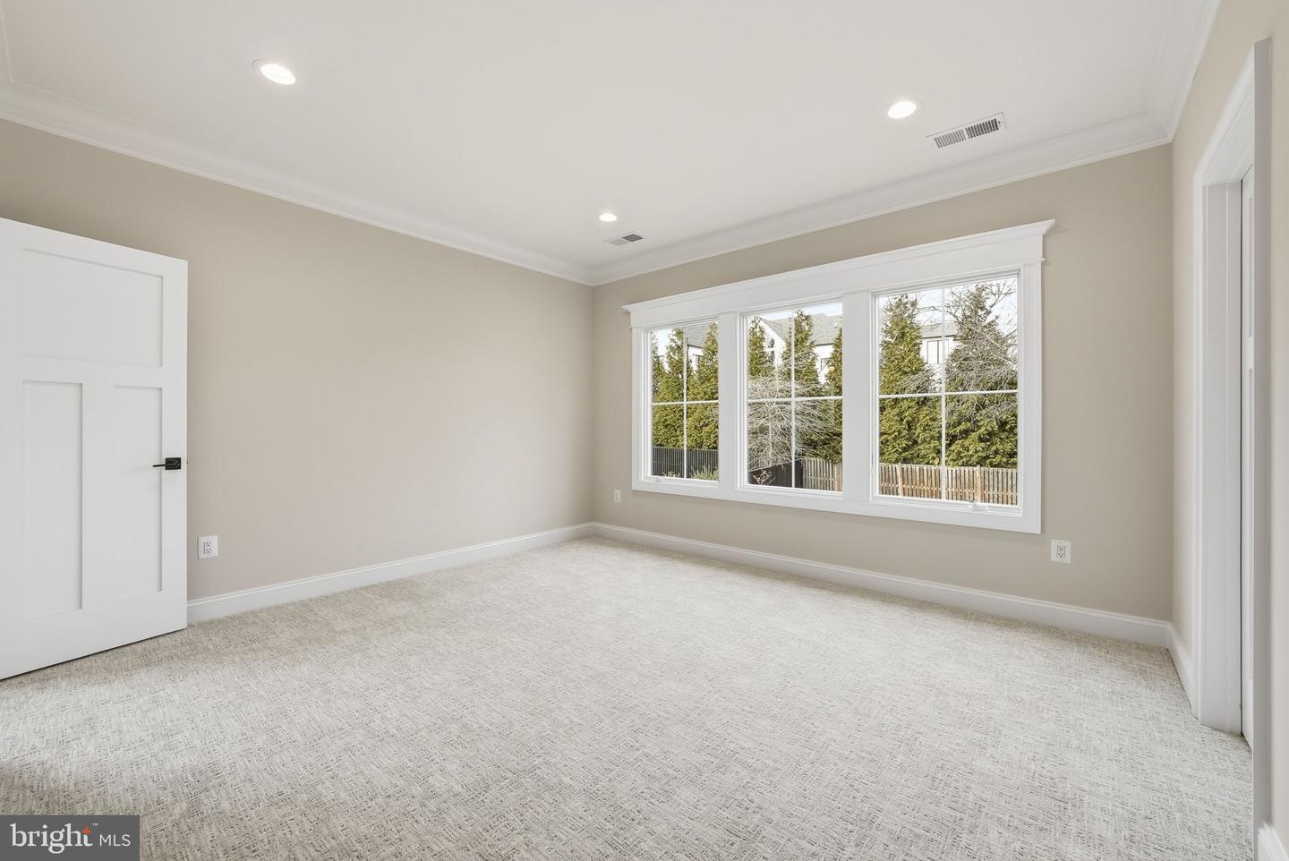 508 NELSON DR NE, VIENNA, Virginia 22180, 6 Bedrooms Bedrooms, ,6 BathroomsBathrooms,Residential,For sale,508 NELSON DR NE,VAFX2288092 MLS # VAFX2288092