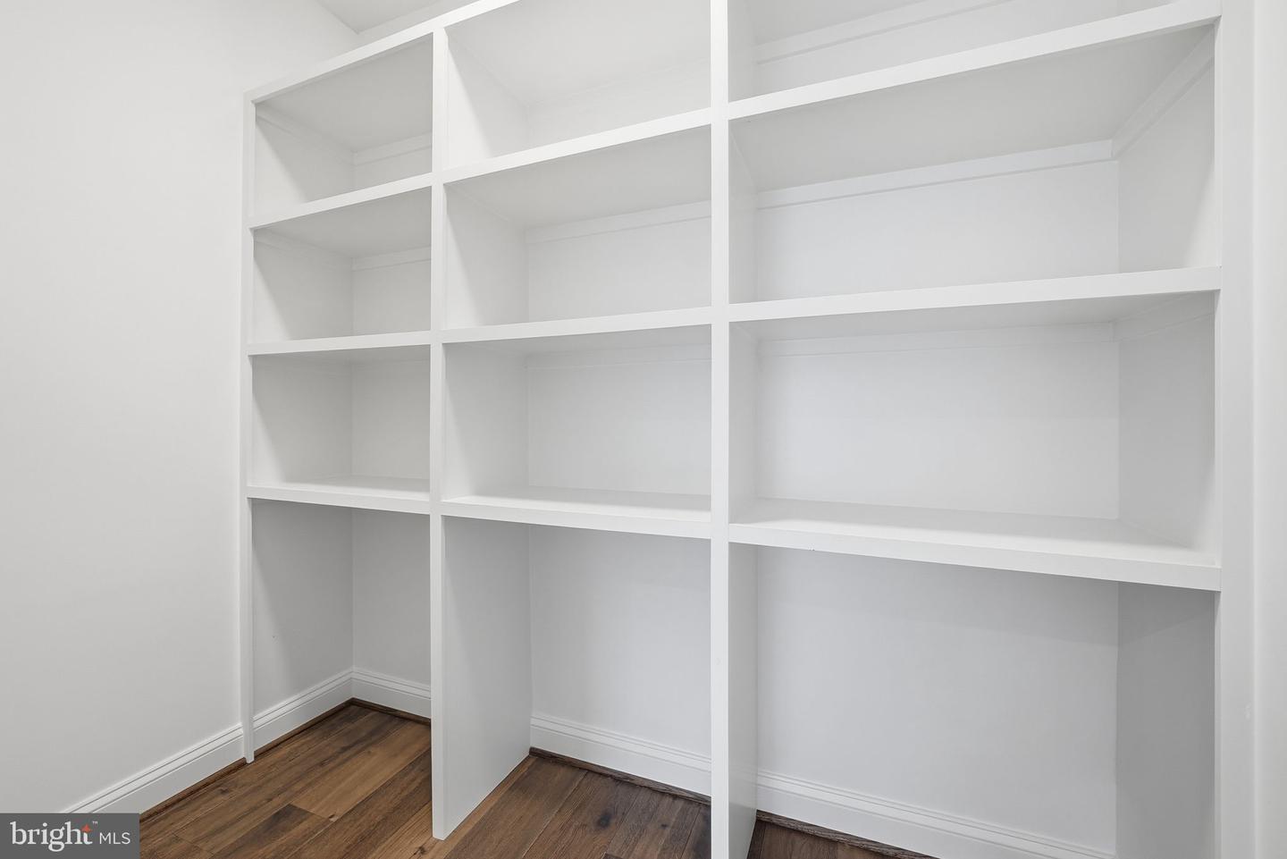 508 NELSON DR NE, VIENNA, Virginia 22180, 6 Bedrooms Bedrooms, ,6 BathroomsBathrooms,Residential,For sale,508 NELSON DR NE,VAFX2288092 MLS # VAFX2288092