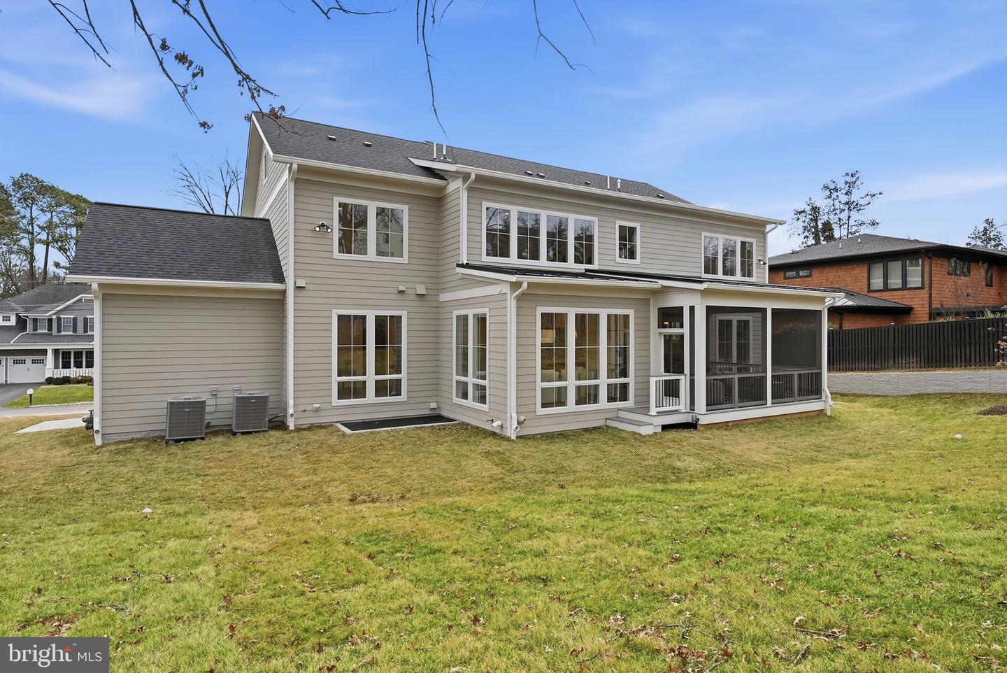 508 NELSON DR NE, VIENNA, Virginia 22180, 6 Bedrooms Bedrooms, ,6 BathroomsBathrooms,Residential,For sale,508 NELSON DR NE,VAFX2288092 MLS # VAFX2288092