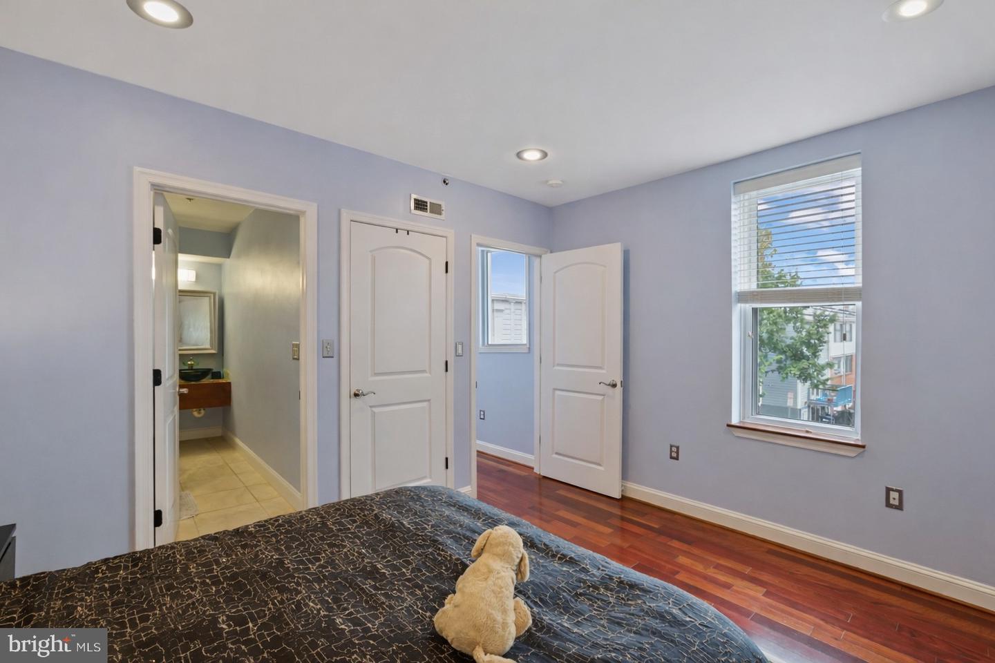 3579 WARDER ST NW #3, WASHINGTON, District Of Columbia 20010, 2 Bedrooms Bedrooms, ,2 BathroomsBathrooms,Residential,For sale,3579 WARDER ST NW #3,DCDC2243932 MLS # DCDC2243932 3579 WARDER ST NW #3, WASHINGTON, District Of Columbia 20010, 2 Bedrooms Bedrooms, ,2 BathroomsBathrooms,Residential,For sale,3579 WARDER ST NW #3,DCDC2243932 MLS # DCDC2243932