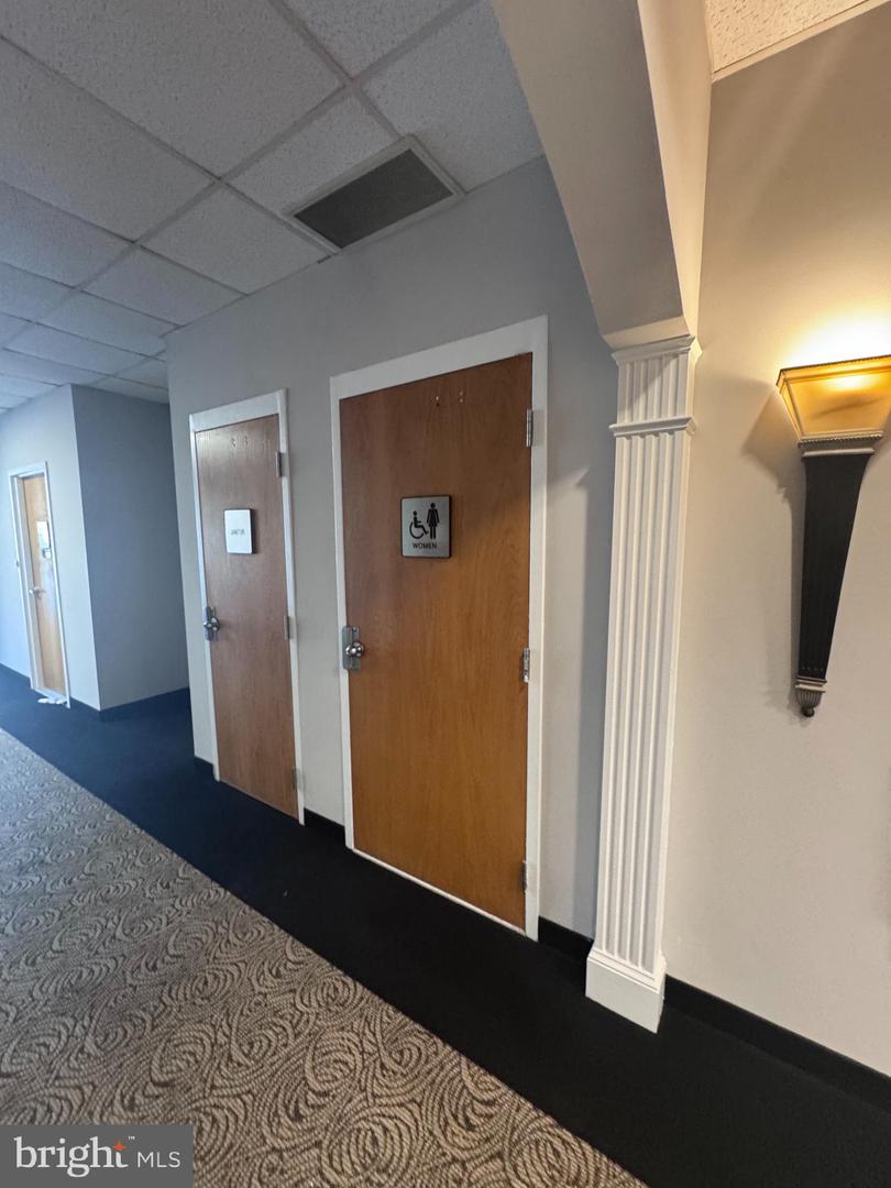 20 PIDGEON HILL DR #208, STERLING, Virginia 20165, ,Land,For sale,20 PIDGEON HILL DR #208,VALO2114986 MLS # VALO2114986