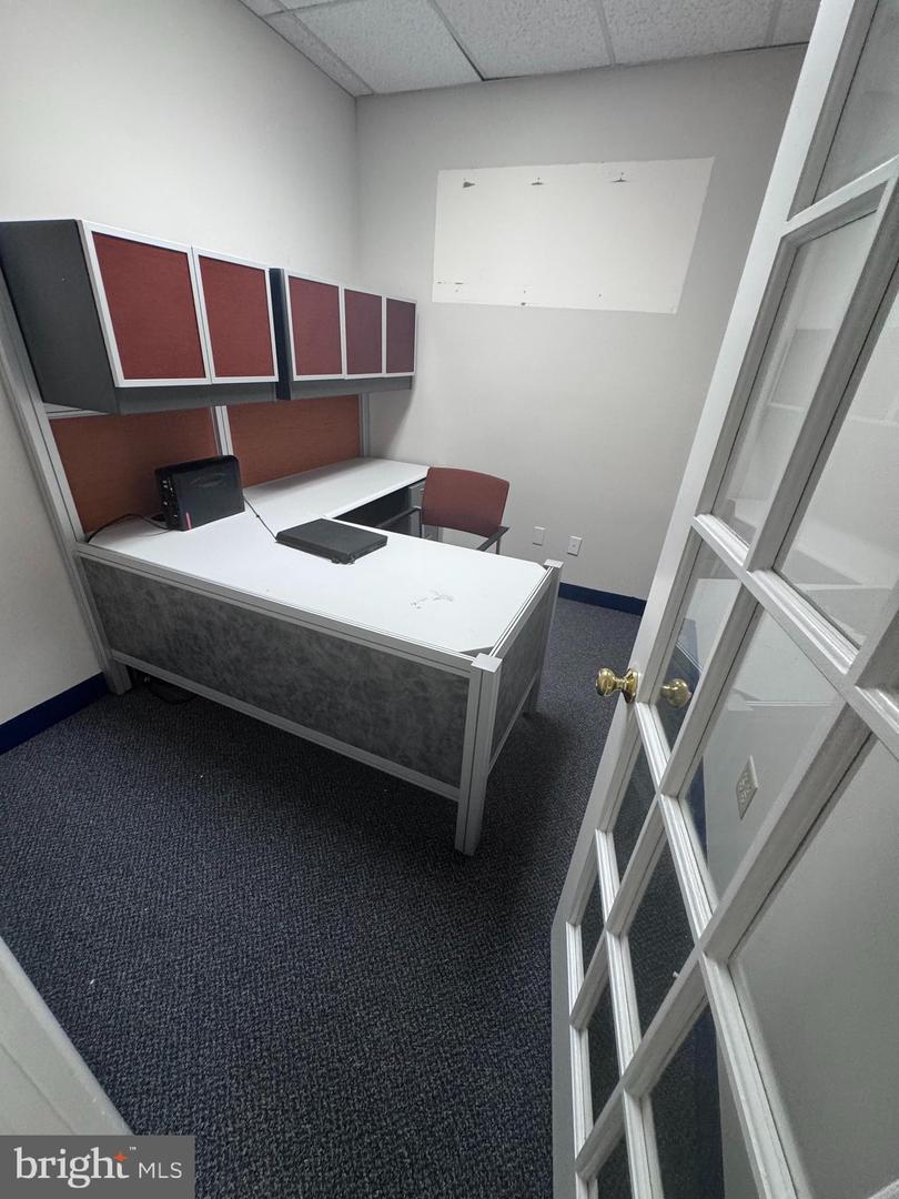 20 PIDGEON HILL DR #208, STERLING, Virginia 20165, ,Land,For sale,20 PIDGEON HILL DR #208,VALO2114986 MLS # VALO2114986