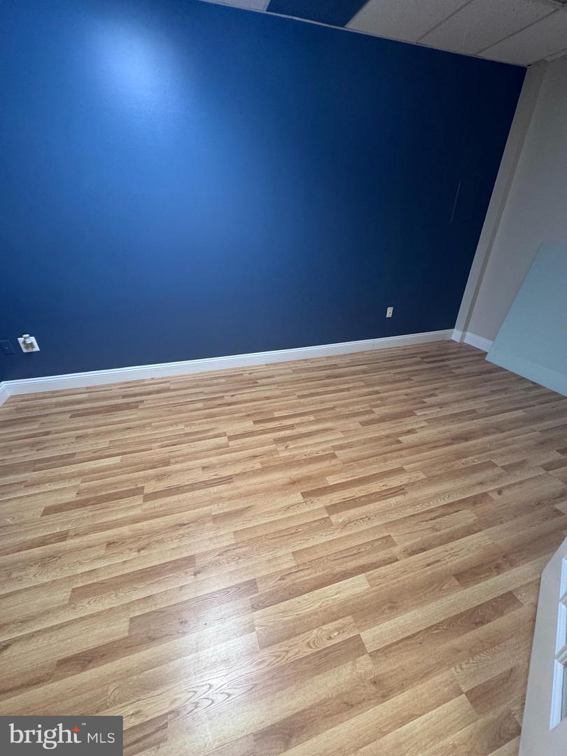 20 PIDGEON HILL DR #208, STERLING, Virginia 20165, ,Land,For sale,20 PIDGEON HILL DR #208,VALO2114986 MLS # VALO2114986