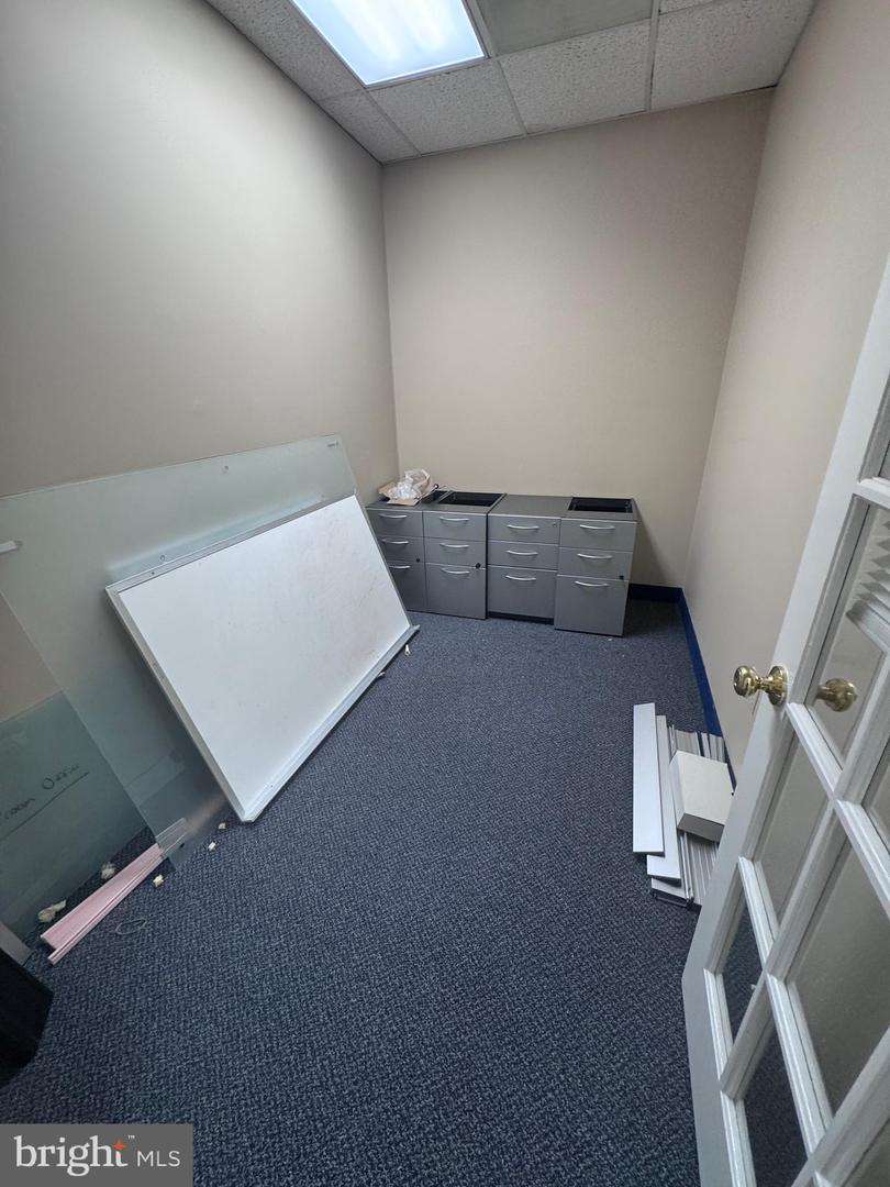 20 PIDGEON HILL DR #208, STERLING, Virginia 20165, ,Land,For sale,20 PIDGEON HILL DR #208,VALO2114986 MLS # VALO2114986