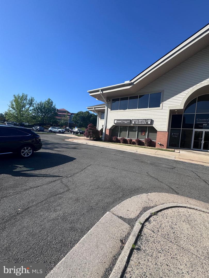 20 PIDGEON HILL DR #208, STERLING, Virginia 20165, ,Land,For sale,20 PIDGEON HILL DR #208,VALO2114986 MLS # VALO2114986