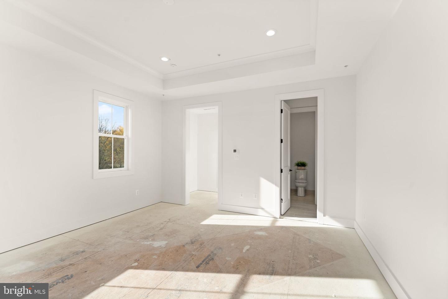 10634 POCKET PL, FAIRFAX, Virginia 22030, 3 Bedrooms Bedrooms, ,3 BathroomsBathrooms,Residential,For sale,10634 POCKET PL,VAFC2005614 MLS # VAFC2005614