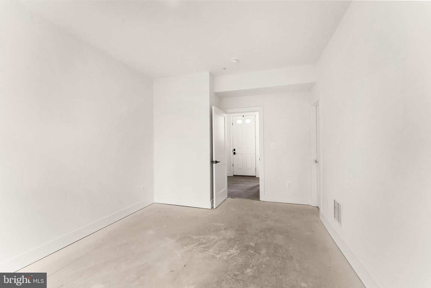 10634 POCKET PL, FAIRFAX, Virginia 22030, 3 Bedrooms Bedrooms, ,3 BathroomsBathrooms,Residential,For sale,10634 POCKET PL,VAFC2005614 MLS # VAFC2005614