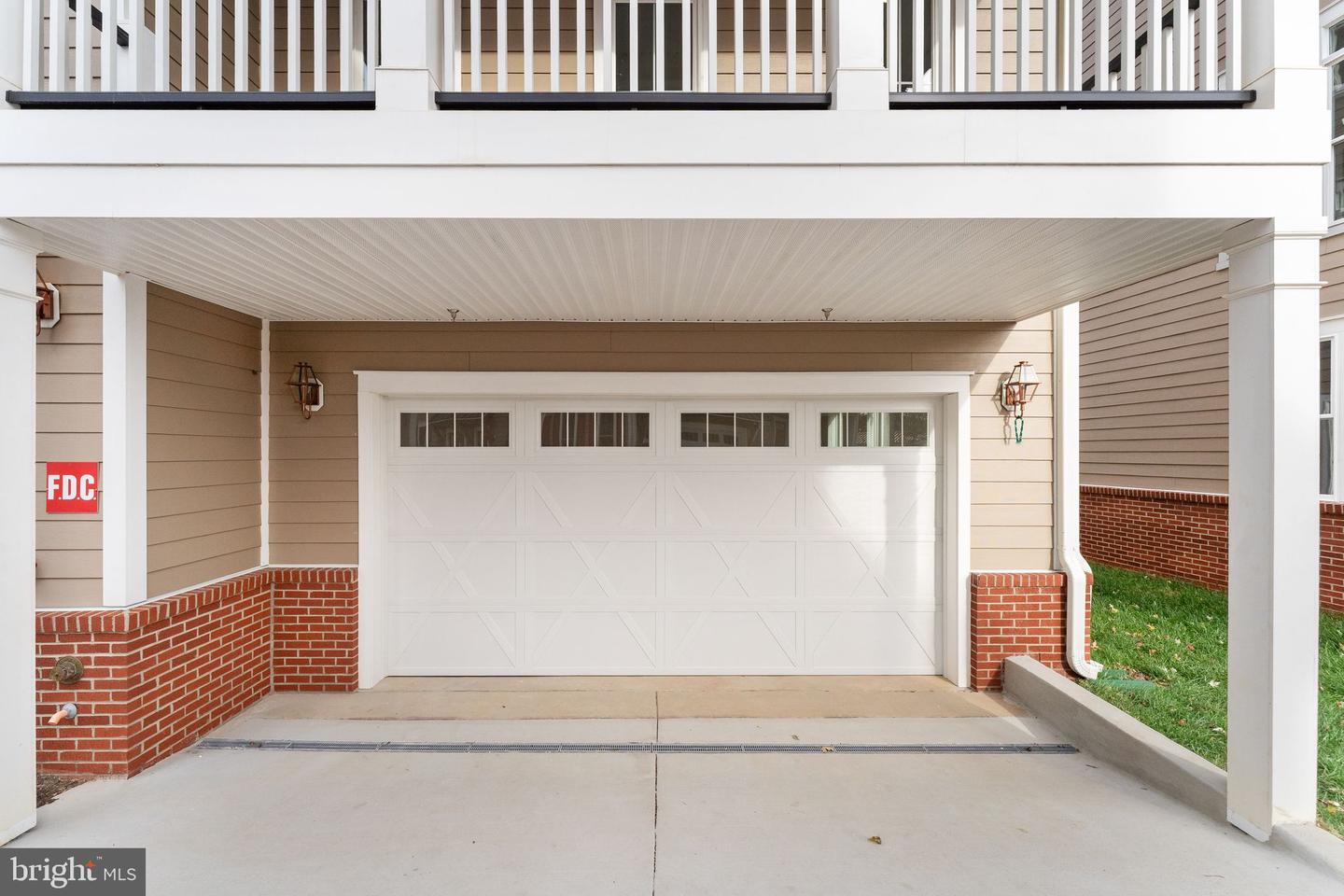 10634 POCKET PL, FAIRFAX, Virginia 22030, 3 Bedrooms Bedrooms, ,3 BathroomsBathrooms,Residential,For sale,10634 POCKET PL,VAFC2005614 MLS # VAFC2005614