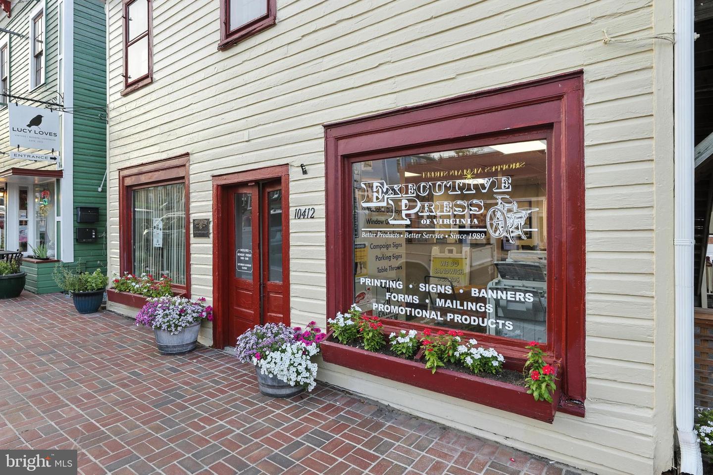 10634 POCKET PL, FAIRFAX, Virginia 22030, 3 Bedrooms Bedrooms, ,3 BathroomsBathrooms,Residential,For sale,10634 POCKET PL,VAFC2005614 MLS # VAFC2005614