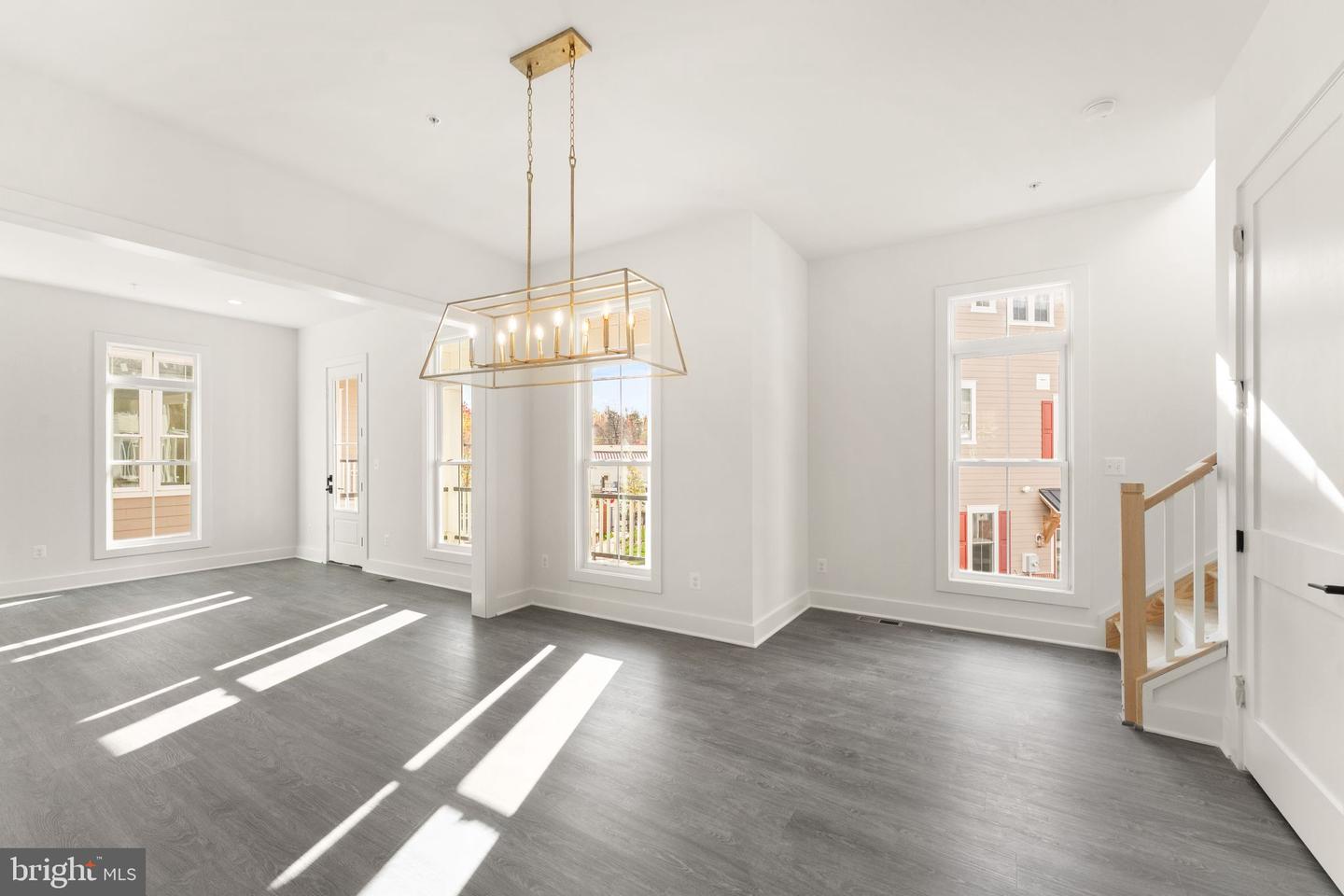 10634 POCKET PL, FAIRFAX, Virginia 22030, 3 Bedrooms Bedrooms, ,3 BathroomsBathrooms,Residential,For sale,10634 POCKET PL,VAFC2005614 MLS # VAFC2005614