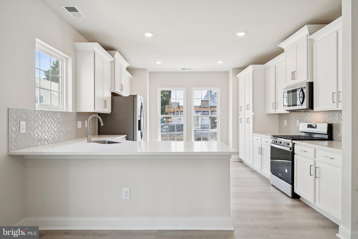 1240 TREVISO BAY, WILLIAMSBURG, Virginia 23188, 4 Bedrooms Bedrooms, ,2 BathroomsBathrooms,Residential,For sale,1240 TREVISO BAY,VAJC2000402 MLS # VAJC2000402