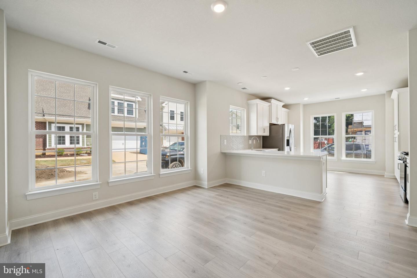 1240 TREVISO BAY, WILLIAMSBURG, Virginia 23188, 4 Bedrooms Bedrooms, ,2 BathroomsBathrooms,Residential,For sale,1240 TREVISO BAY,VAJC2000402 MLS # VAJC2000402