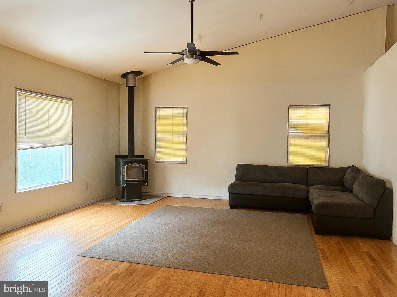 525 ROLLING ROCK RD, STAR TANNERY, Virginia 22654, 4 Bedrooms Bedrooms, ,5 BathroomsBathrooms,Residential,For sale,525 ROLLING ROCK RD,VASH2011418 MLS # VASH2011418