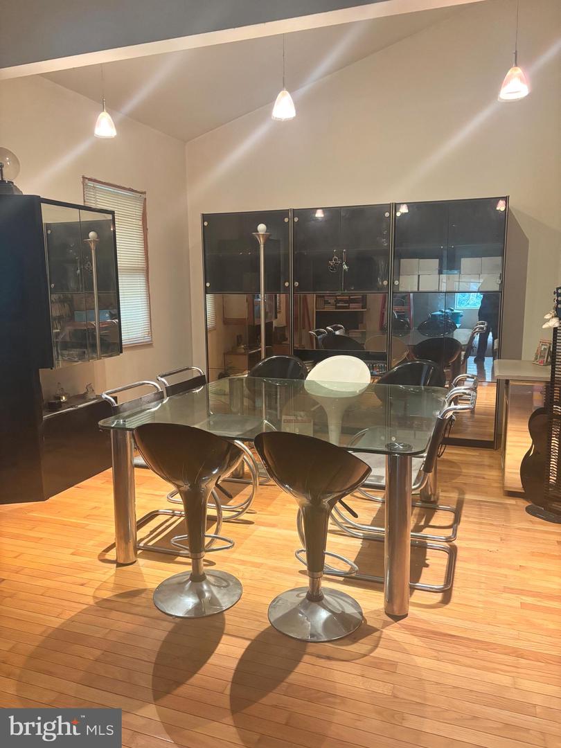 525 ROLLING ROCK RD, STAR TANNERY, Virginia 22654, 4 Bedrooms Bedrooms, ,5 BathroomsBathrooms,Residential,For sale,525 ROLLING ROCK RD,VASH2011418 MLS # VASH2011418