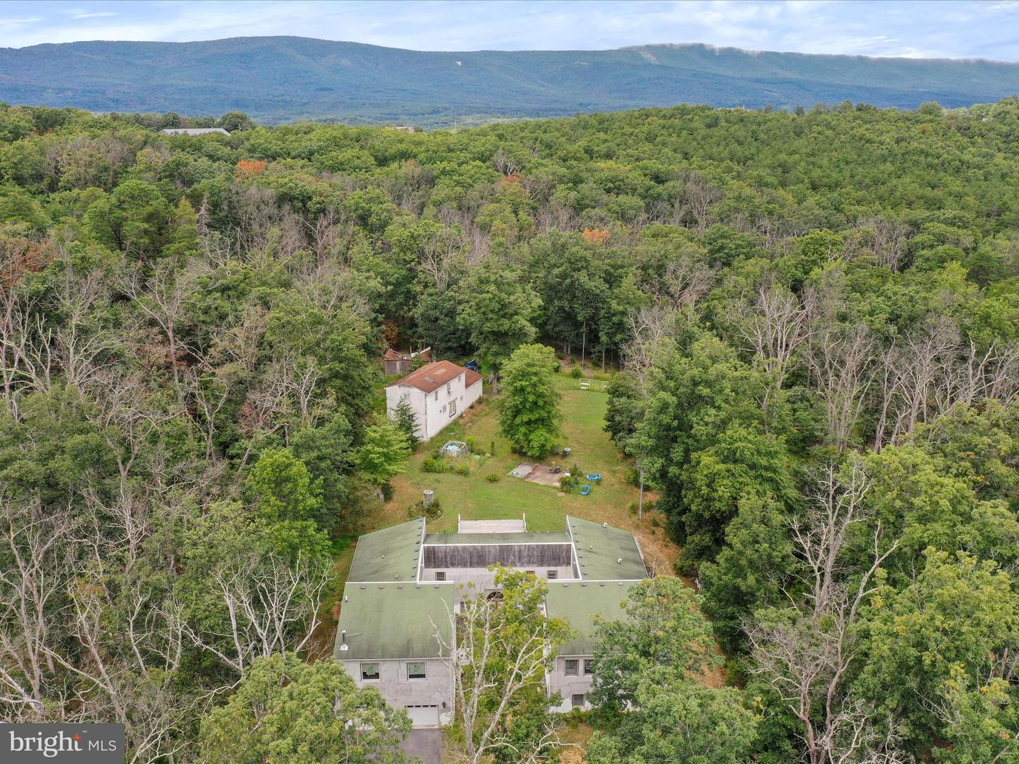 525 ROLLING ROCK RD, STAR TANNERY, Virginia 22654, 4 Bedrooms Bedrooms, ,5 BathroomsBathrooms,Residential,For sale,525 ROLLING ROCK RD,VASH2011418 MLS # VASH2011418