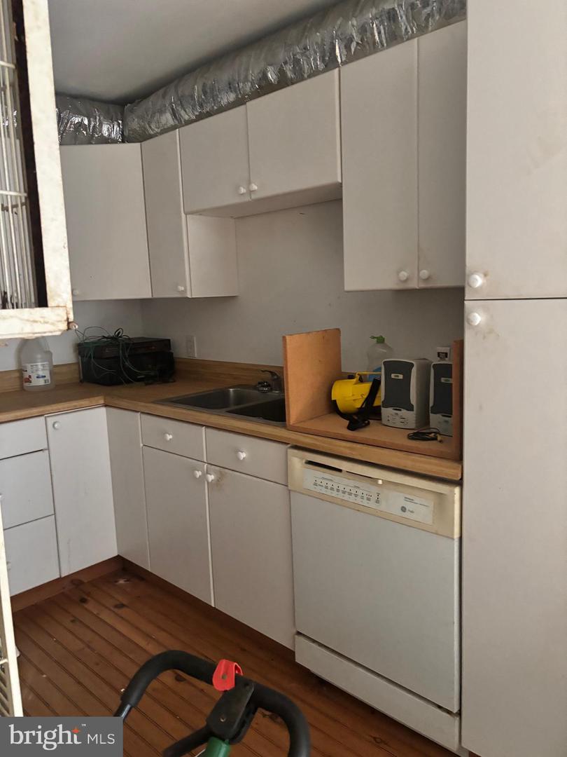 525 ROLLING ROCK RD, STAR TANNERY, Virginia 22654, 4 Bedrooms Bedrooms, ,5 BathroomsBathrooms,Residential,For sale,525 ROLLING ROCK RD,VASH2011418 MLS # VASH2011418