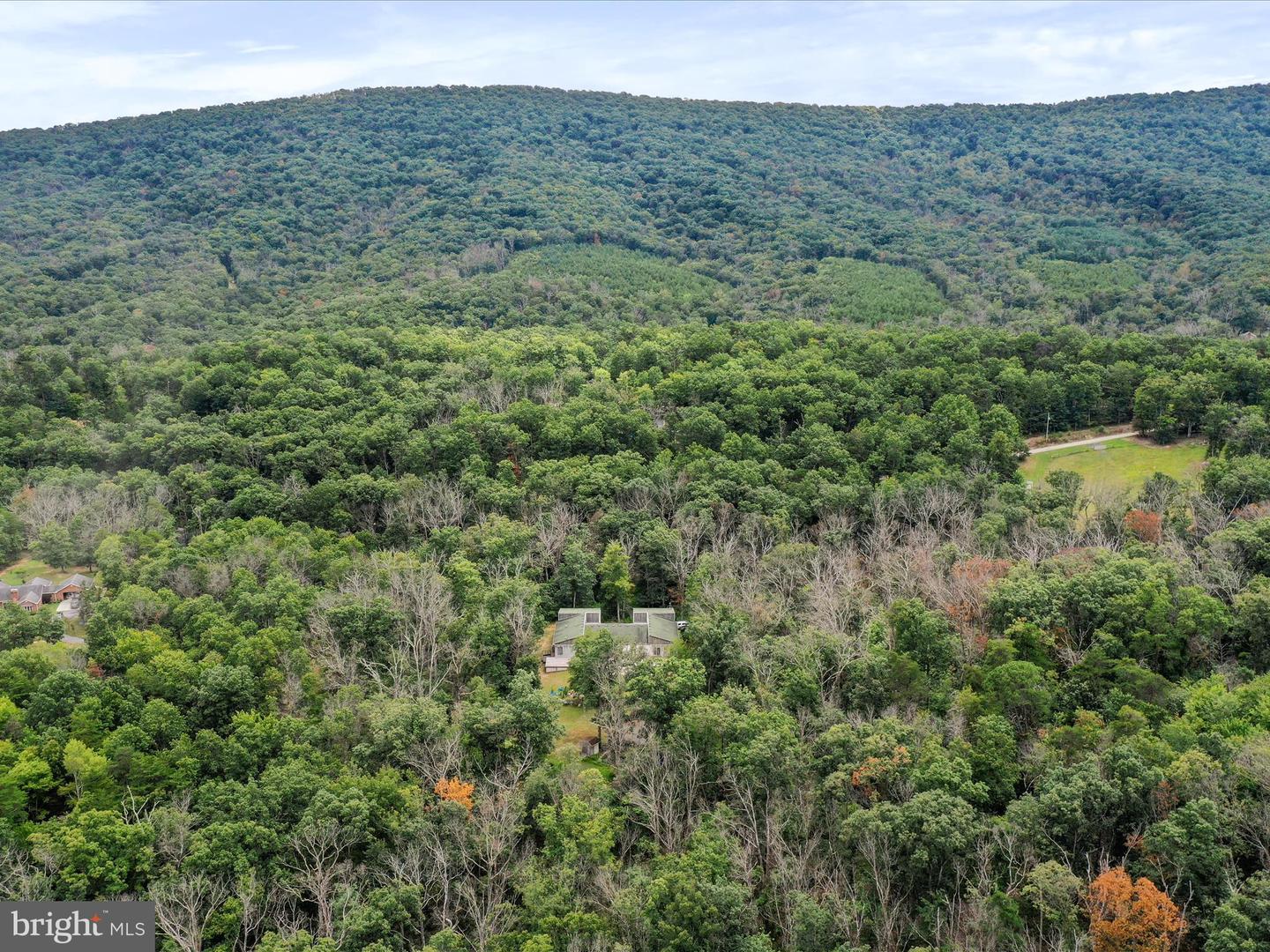 525 ROLLING ROCK RD, STAR TANNERY, Virginia 22654, 4 Bedrooms Bedrooms, ,5 BathroomsBathrooms,Residential,For sale,525 ROLLING ROCK RD,VASH2011418 MLS # VASH2011418