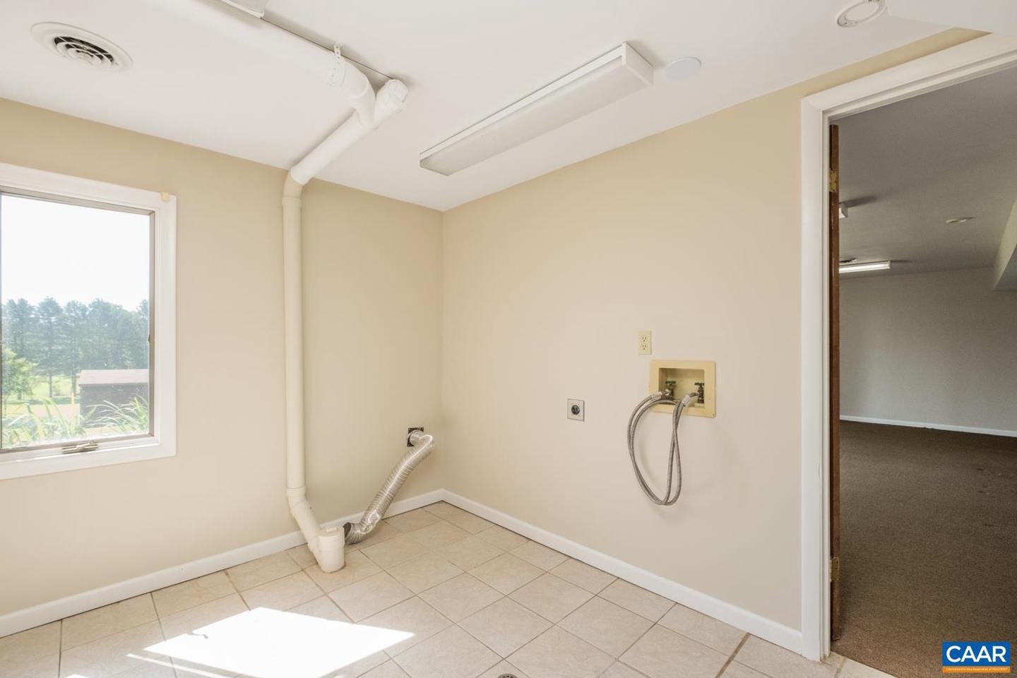 634 AUGUSTA FARMS RD, WAYNESBORO, Virginia 22980, 3 Bedrooms Bedrooms, ,3 BathroomsBathrooms,Residential,For sale,634 AUGUSTA FARMS RD,666370 MLS # 666370