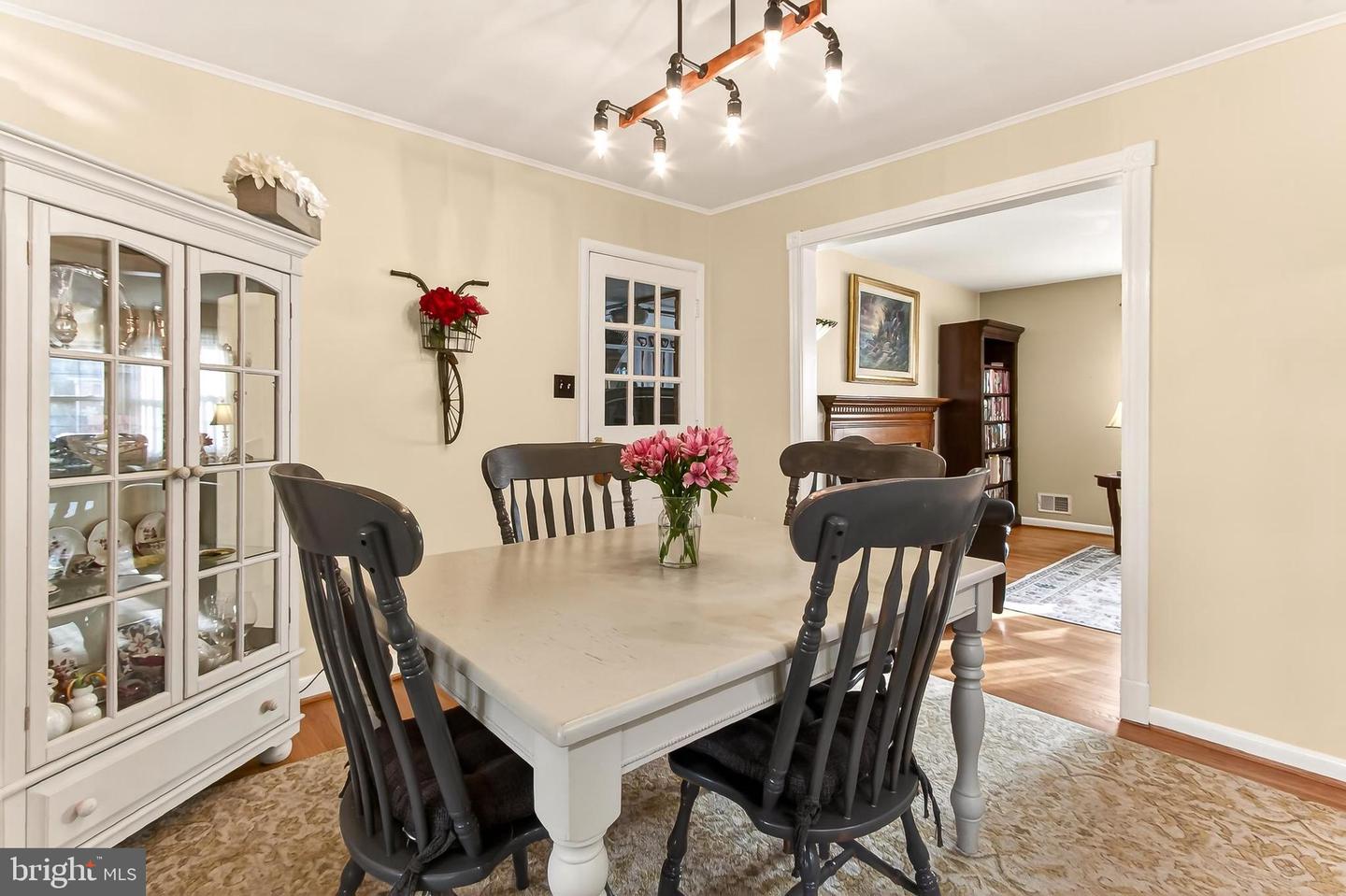 8324 LILAC LN, ALEXANDRIA, Virginia 22308, 5 Bedrooms Bedrooms, ,3 BathroomsBathrooms,Residential,For sale,8324 LILAC LN,VAFX2275742 MLS # VAFX2275742