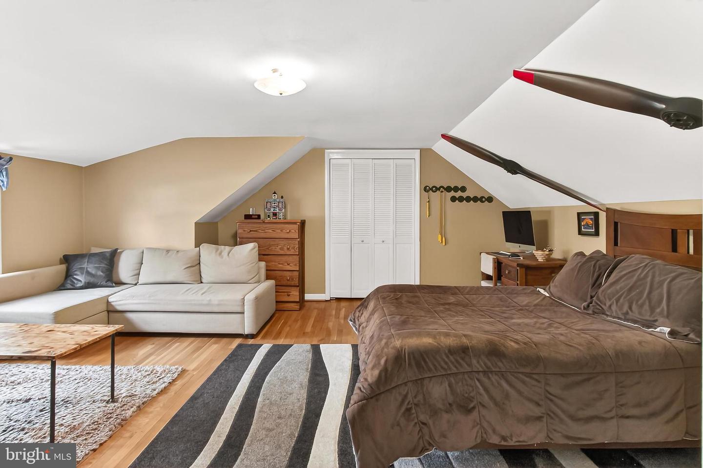 8324 LILAC LN, ALEXANDRIA, Virginia 22308, 5 Bedrooms Bedrooms, ,3 BathroomsBathrooms,Residential,For sale,8324 LILAC LN,VAFX2275742 MLS # VAFX2275742