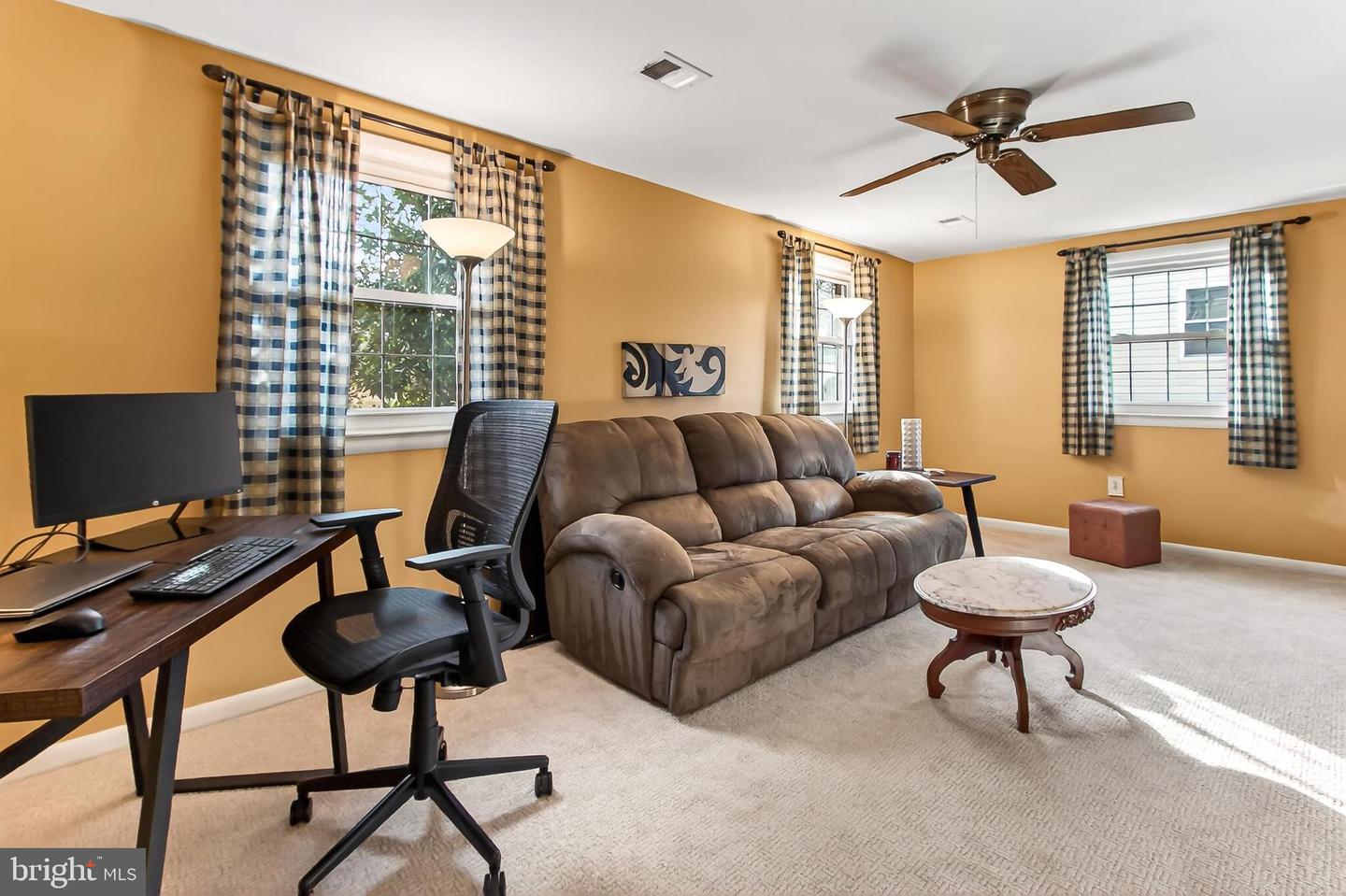 8324 LILAC LN, ALEXANDRIA, Virginia 22308, 5 Bedrooms Bedrooms, ,3 BathroomsBathrooms,Residential,For sale,8324 LILAC LN,VAFX2275742 MLS # VAFX2275742