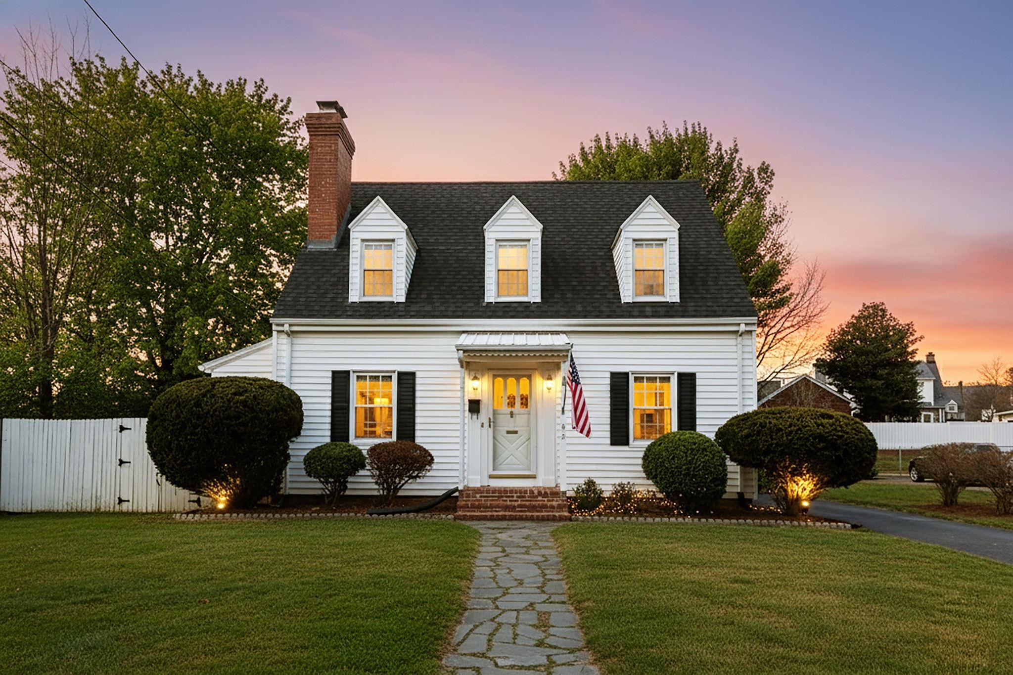 315 DUPONT CIR, WAYNESBORO, Virginia 22980, 3 Bedrooms Bedrooms, ,1 BathroomBathrooms,Residential,315 DUPONT CIR,672420 MLS # 672420