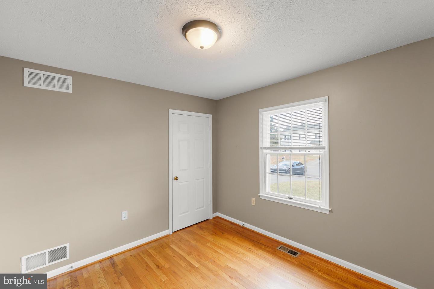 111 MEADOWVIEW CT, WINCHESTER, Virginia 22602, 3 Bedrooms Bedrooms, ,1 BathroomBathrooms,Residential,For sale,111 MEADOWVIEW CT,VAFV2038234 MLS # VAFV2038234