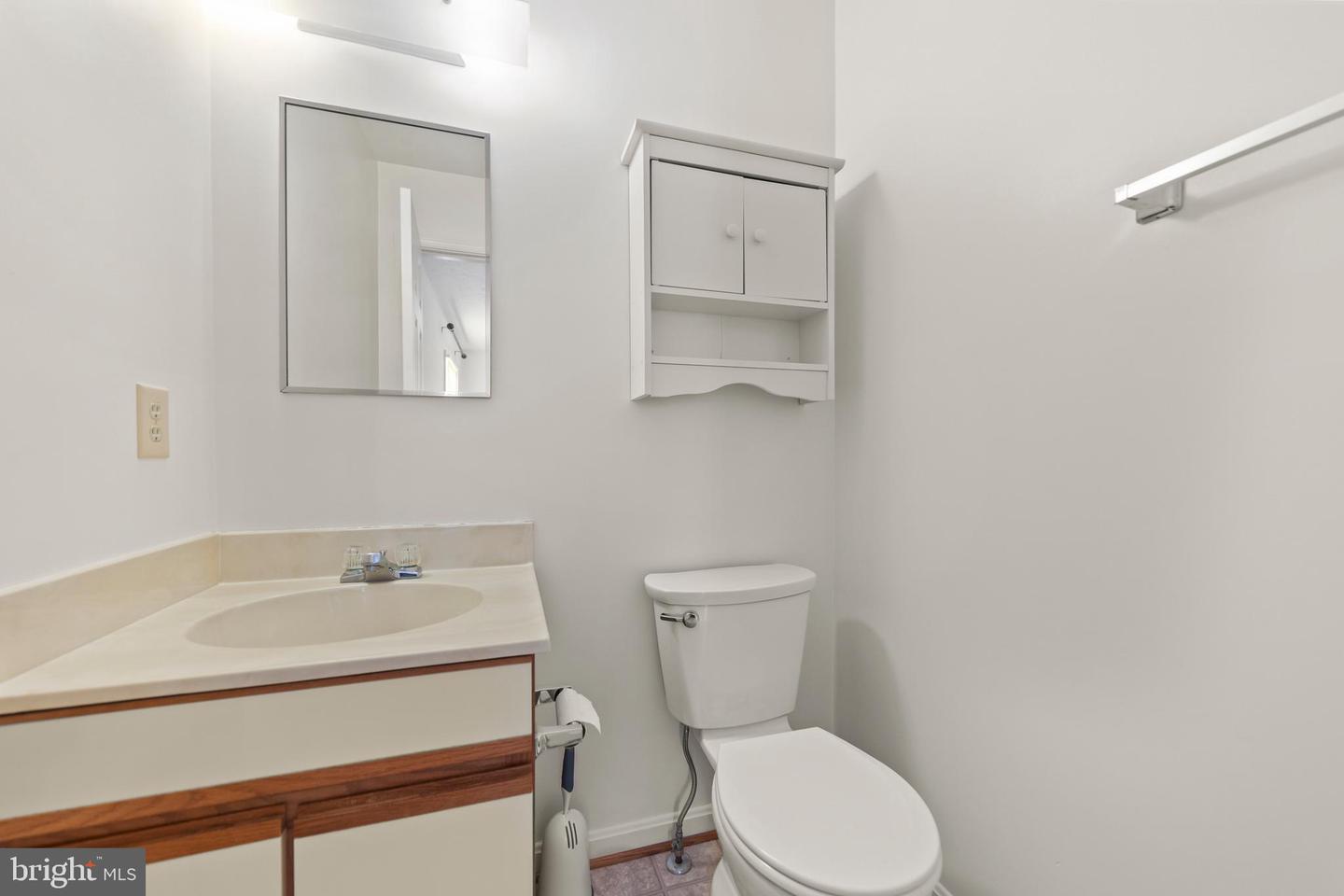 111 MEADOWVIEW CT, WINCHESTER, Virginia 22602, 3 Bedrooms Bedrooms, ,1 BathroomBathrooms,Residential,For sale,111 MEADOWVIEW CT,VAFV2038234 MLS # VAFV2038234