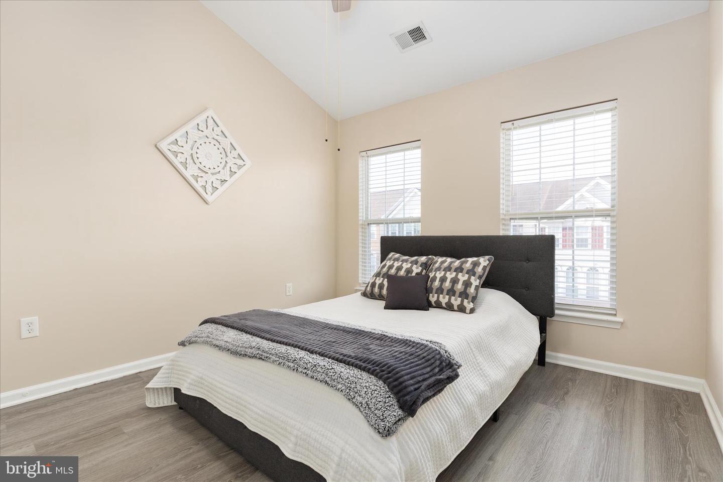 21314 LORD NELSON TER, ASHBURN, Virginia 20147, 3 Bedrooms Bedrooms, ,2 BathroomsBathrooms,Residential,For sale,21314 LORD NELSON TER,VALO2111742 MLS # VALO2111742