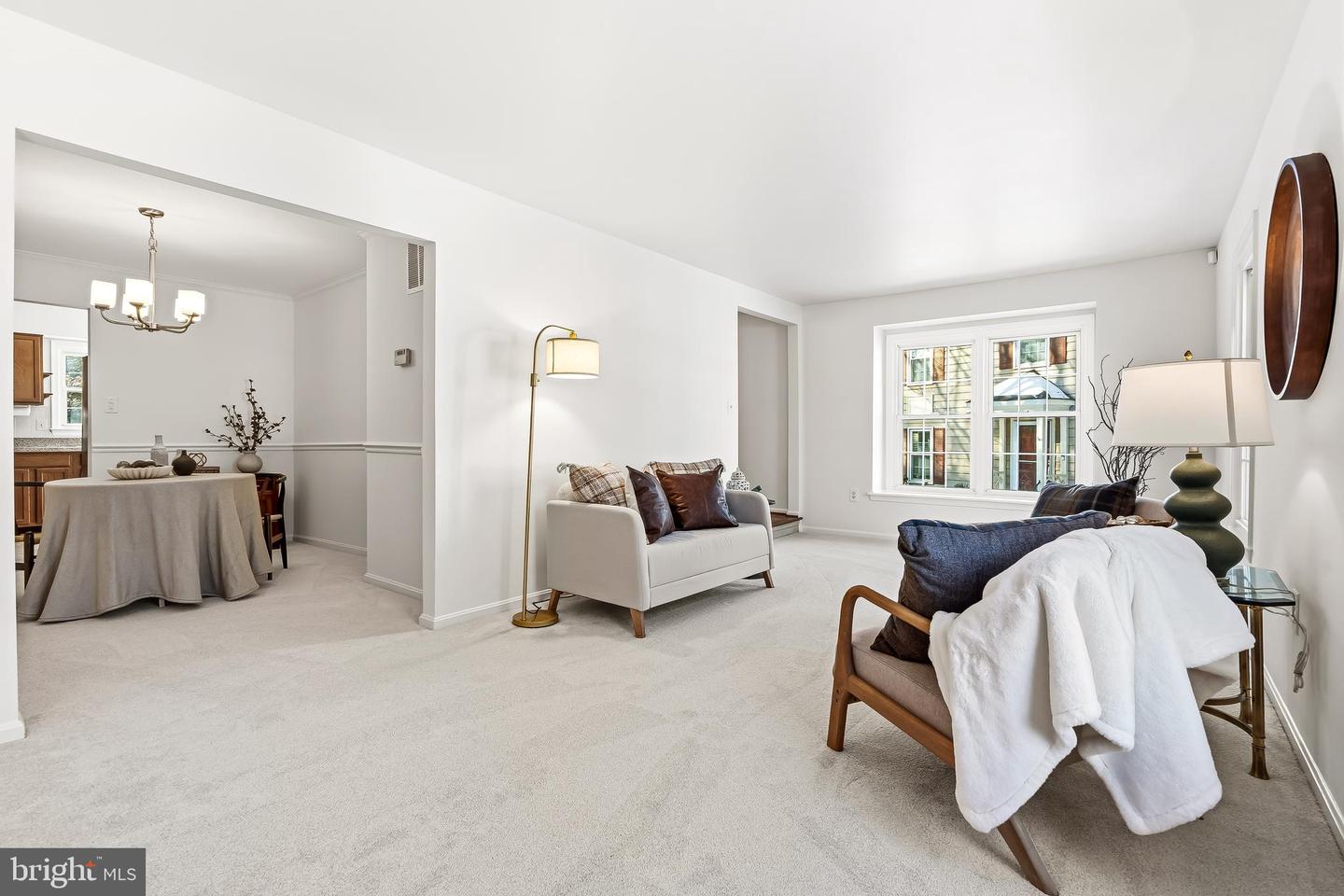 7433 SPRING TREE DR, SPRINGFIELD, Virginia 22153, 3 Bedrooms Bedrooms, ,2 BathroomsBathrooms,Residential,For sale,7433 SPRING TREE DR,VAFX2283964 MLS # VAFX2283964