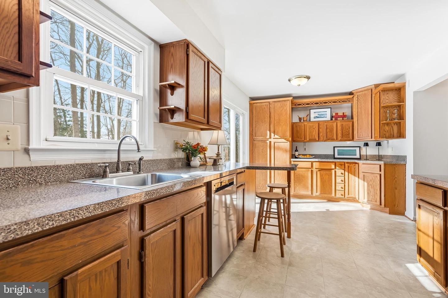 7433 SPRING TREE DR, SPRINGFIELD, Virginia 22153, 3 Bedrooms Bedrooms, ,2 BathroomsBathrooms,Residential,For sale,7433 SPRING TREE DR,VAFX2283964 MLS # VAFX2283964