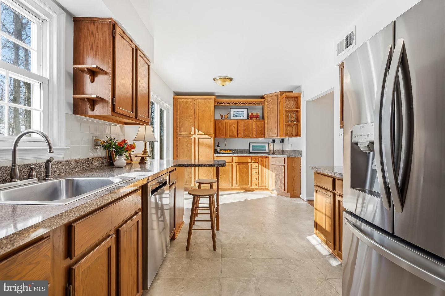 7433 SPRING TREE DR, SPRINGFIELD, Virginia 22153, 3 Bedrooms Bedrooms, ,2 BathroomsBathrooms,Residential,For sale,7433 SPRING TREE DR,VAFX2283964 MLS # VAFX2283964