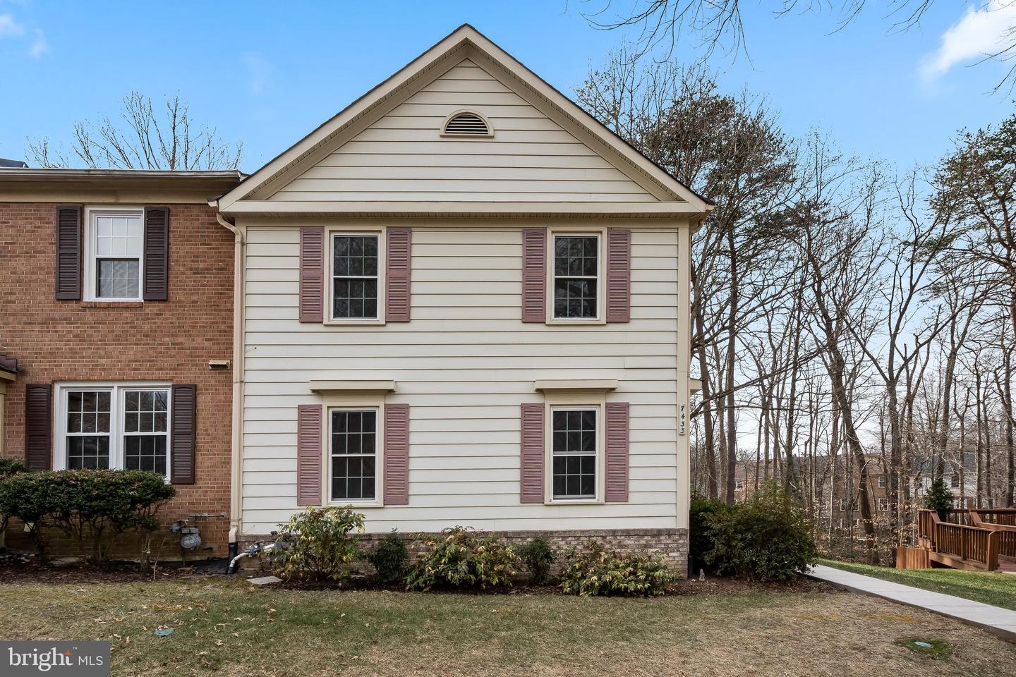 7433 SPRING TREE DR, SPRINGFIELD, Virginia 22153, 3 Bedrooms Bedrooms, ,2 BathroomsBathrooms,Residential,For sale,7433 SPRING TREE DR,VAFX2283964 MLS # VAFX2283964