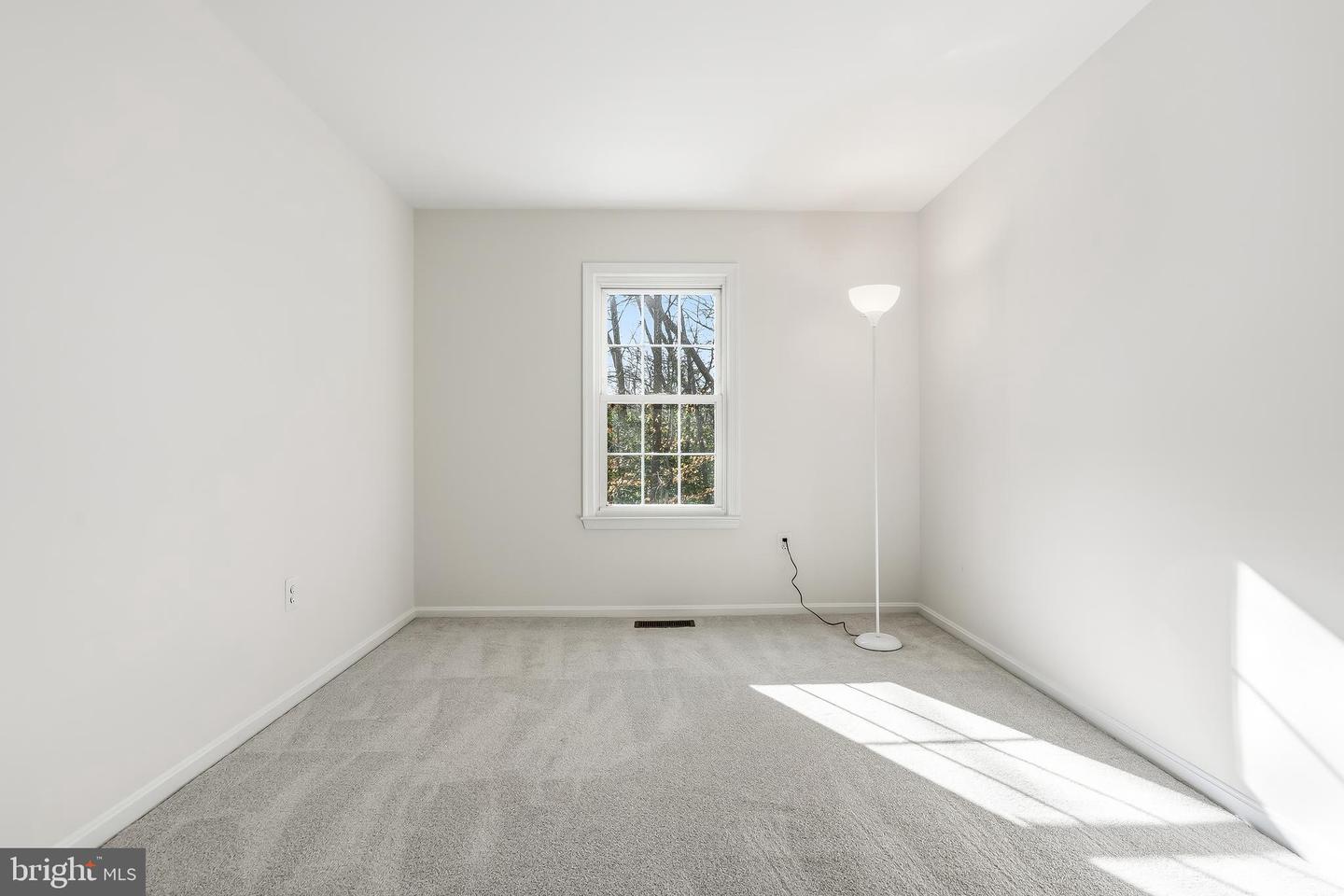 7433 SPRING TREE DR, SPRINGFIELD, Virginia 22153, 3 Bedrooms Bedrooms, ,2 BathroomsBathrooms,Residential,For sale,7433 SPRING TREE DR,VAFX2283964 MLS # VAFX2283964