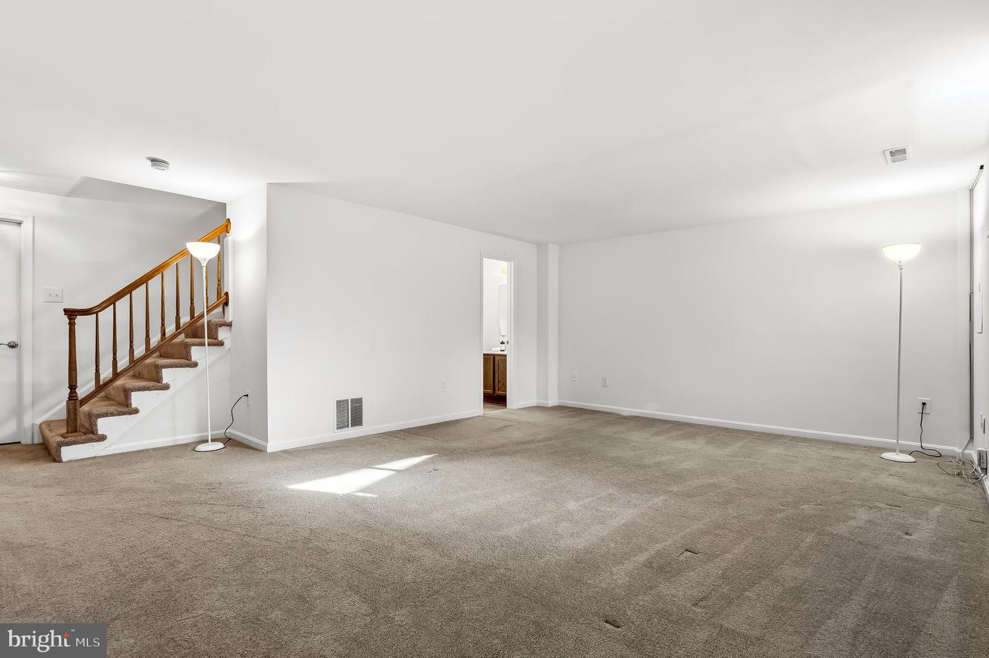 7433 SPRING TREE DR, SPRINGFIELD, Virginia 22153, 3 Bedrooms Bedrooms, ,2 BathroomsBathrooms,Residential,For sale,7433 SPRING TREE DR,VAFX2283964 MLS # VAFX2283964