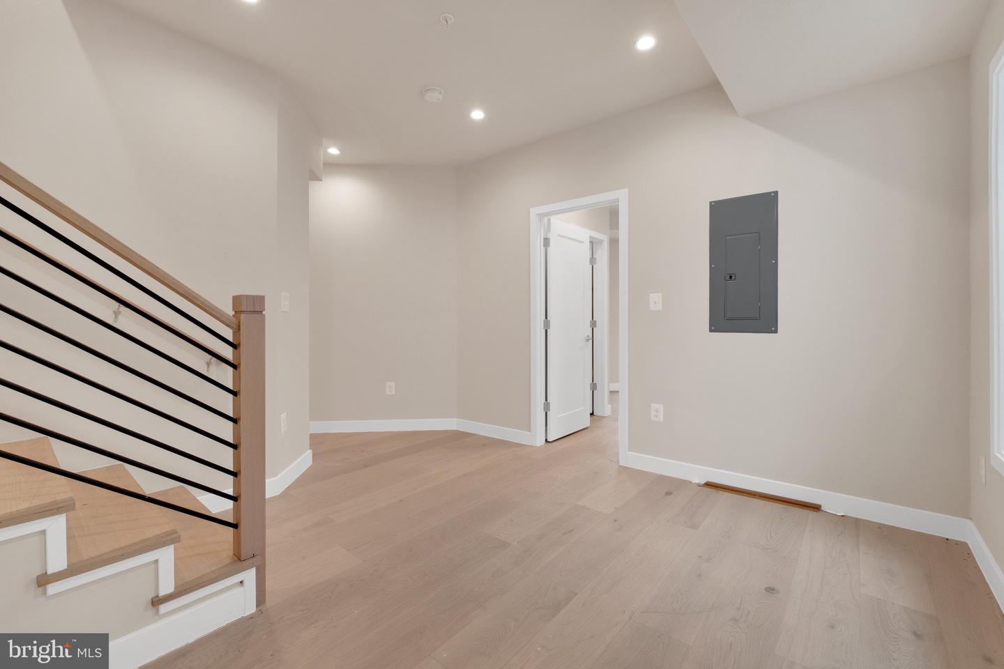 854 XENIA ST SE #102, WASHINGTON, District Of Columbia 20032, 3 Bedrooms Bedrooms, ,3 BathroomsBathrooms,Residential,For sale,854 XENIA ST SE #102,DCDC2239566 MLS # DCDC2239566