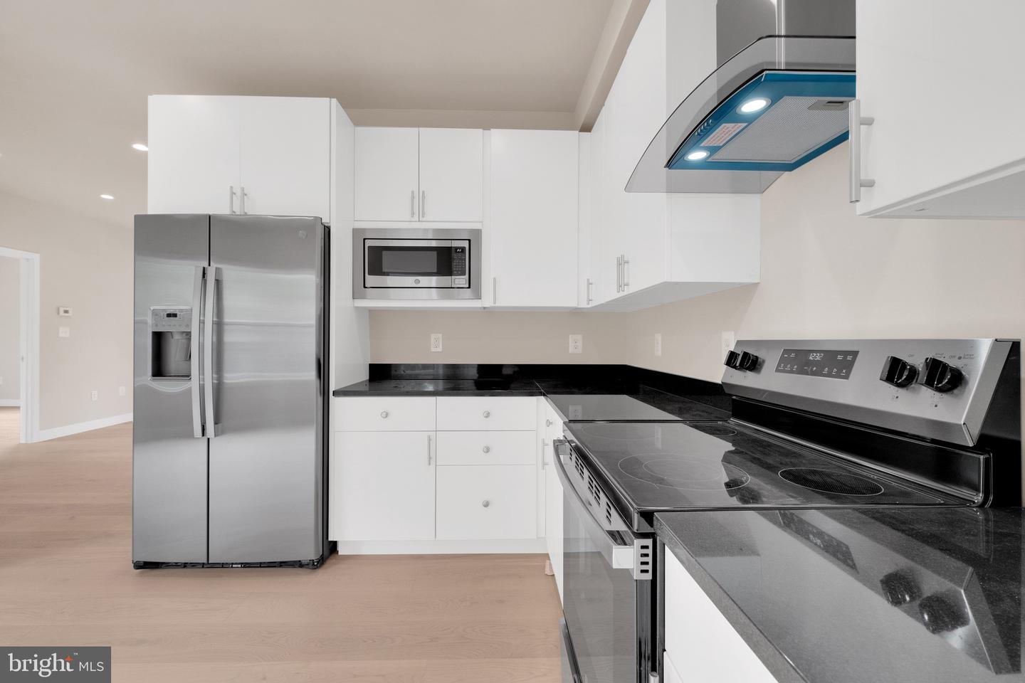 854 XENIA ST SE #102, WASHINGTON, District Of Columbia 20032, 3 Bedrooms Bedrooms, ,3 BathroomsBathrooms,Residential,For sale,854 XENIA ST SE #102,DCDC2239566 MLS # DCDC2239566