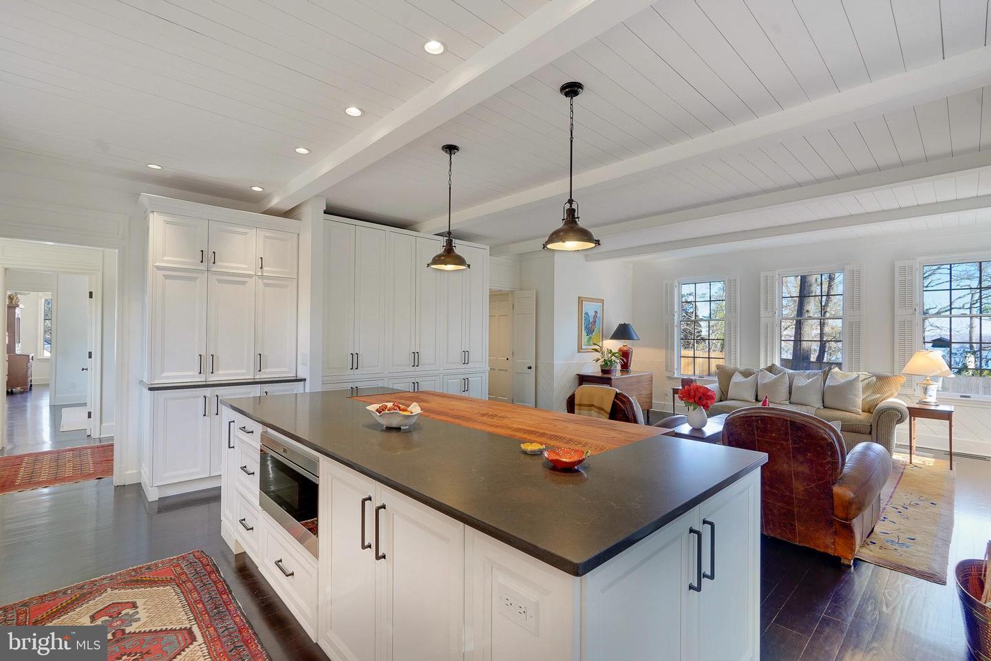 815 ARCTURUS ON THE POTOMAC, ALEXANDRIA, Virginia 22308, 5 Bedrooms Bedrooms, ,3 BathroomsBathrooms,Residential,For sale,815 ARCTURUS ON THE POTOMAC,VAFX2284026 MLS # VAFX2284026